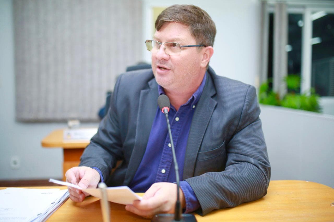 Vereador pede equiparação do valor de plantão entre técnicos de laboratório e de enfermagem