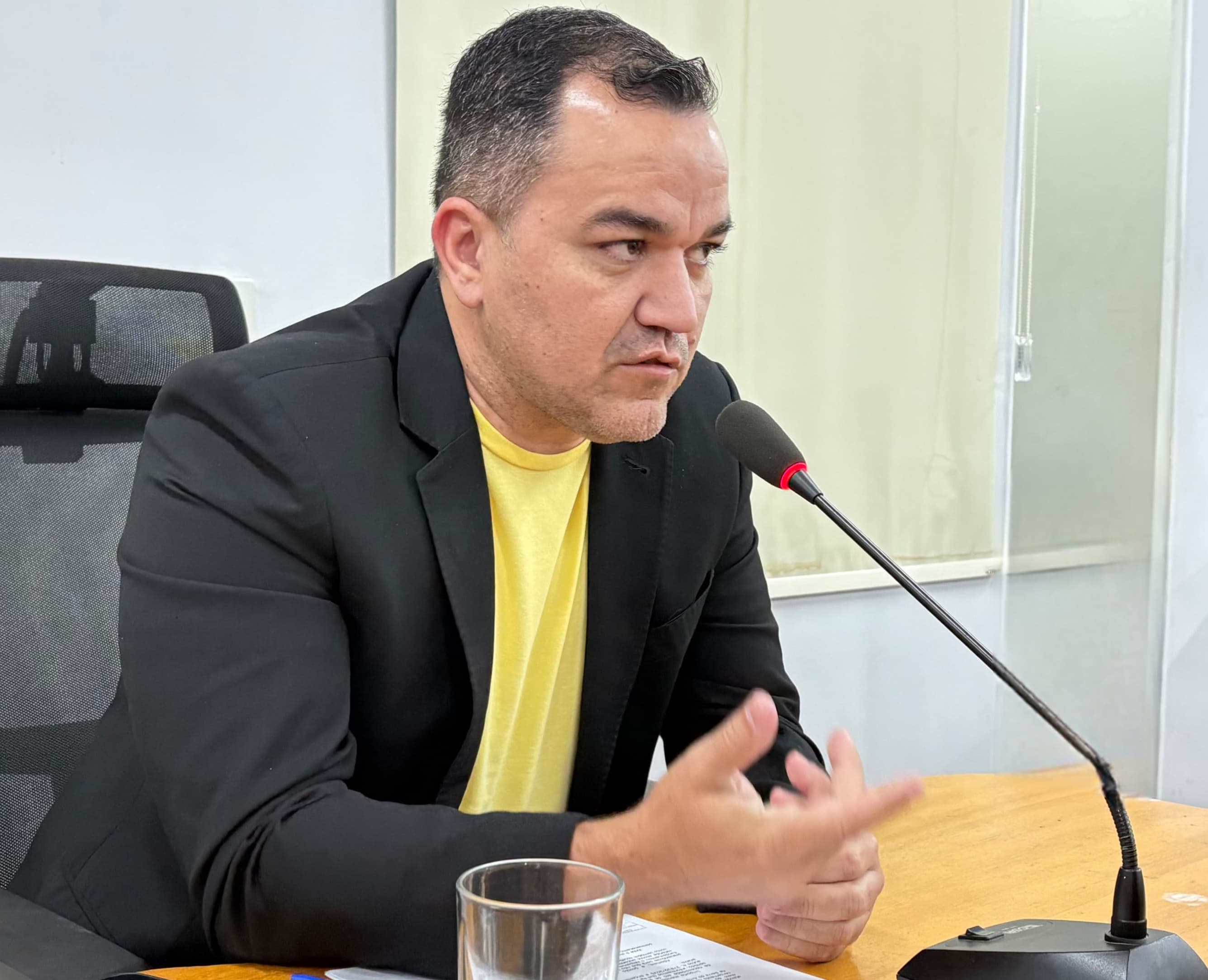 Marcelo sugere instalação de gerador de energia no Centro de Especialidades Médicas