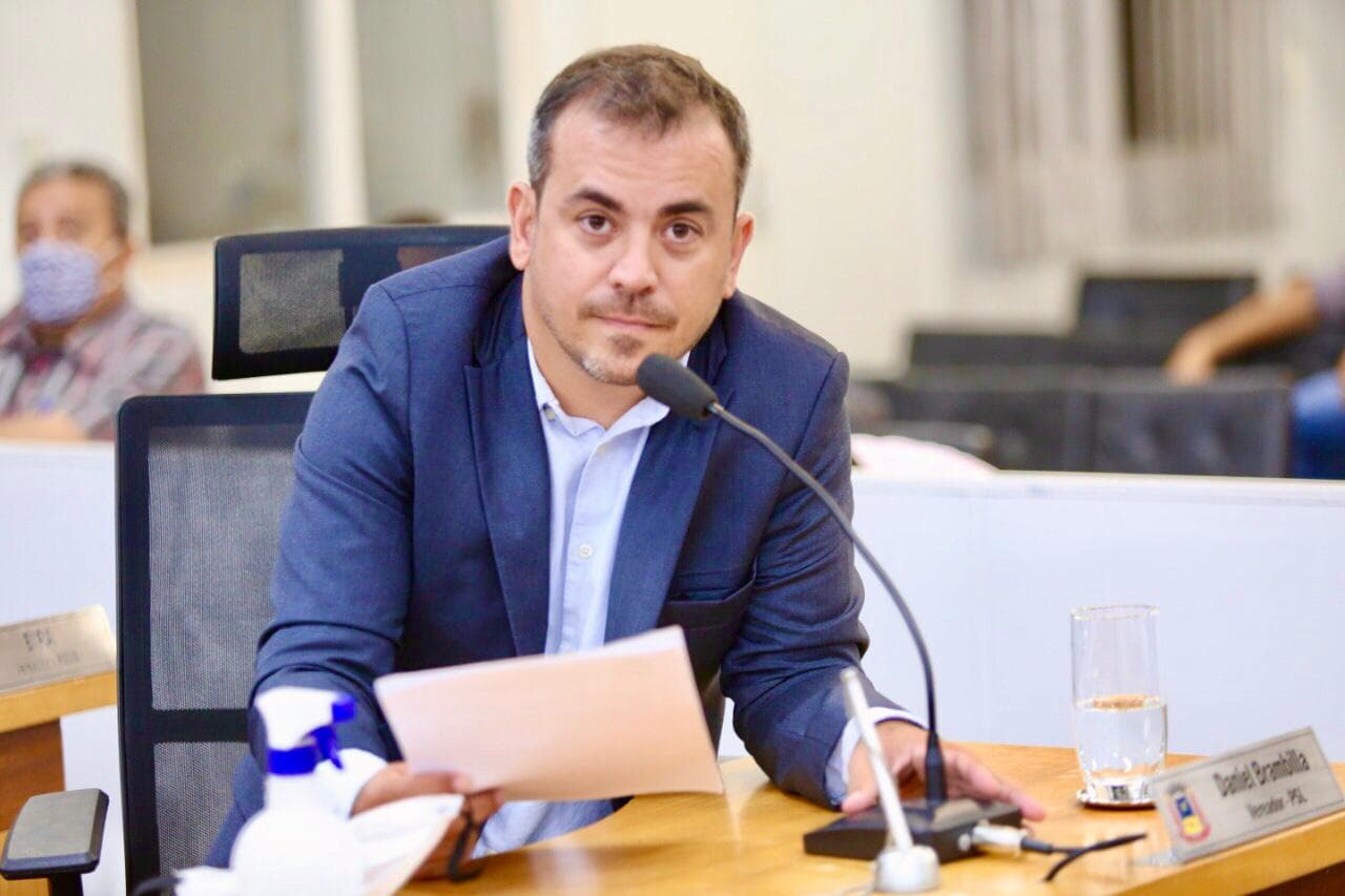 Vereador busca informações sobre questões trabalhistas junto à Sanesul