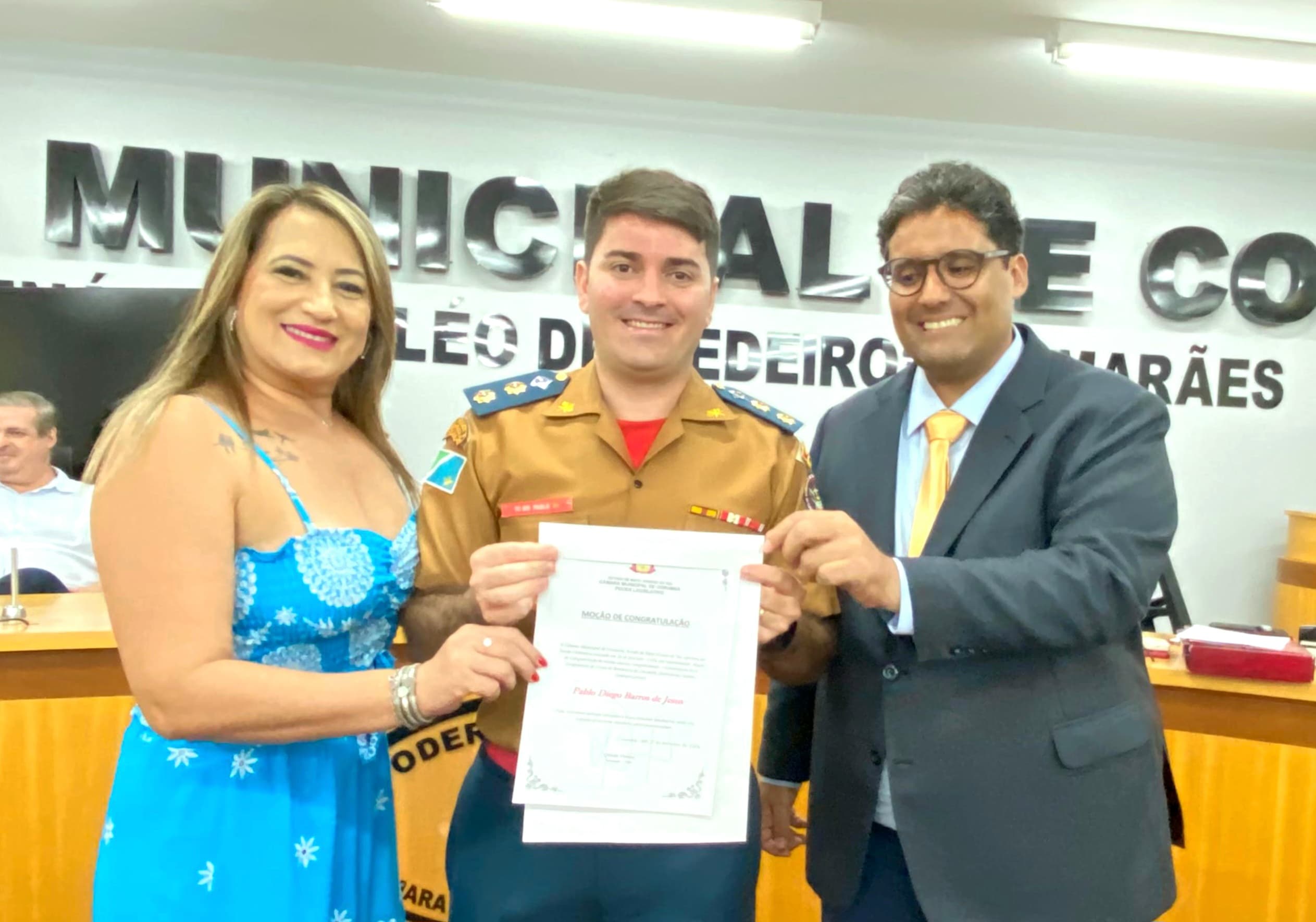 Comandante do Corpo de Bombeiros é homenageado pela Câmara de Corumbá