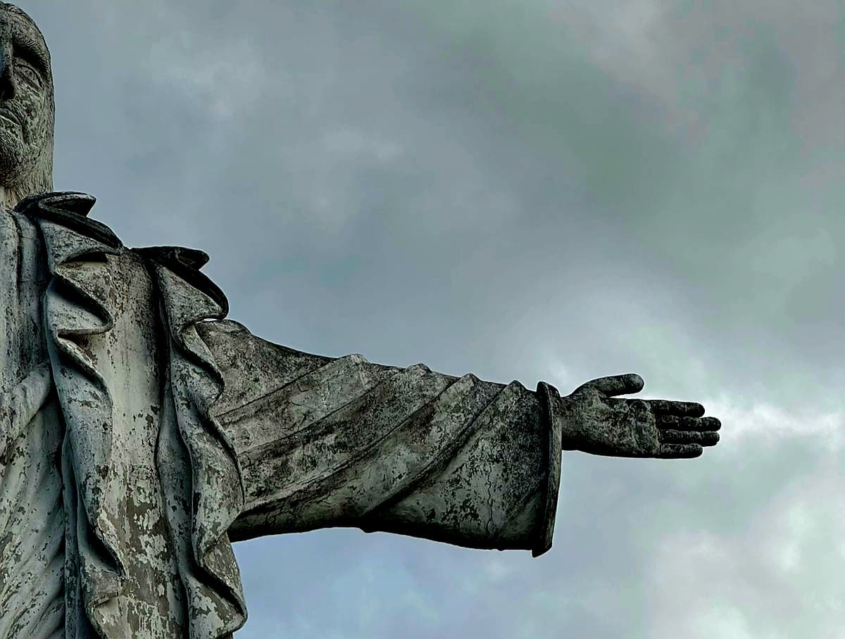 Elinho pede providências para a reabertura total do Cristo Rei do Pantanal