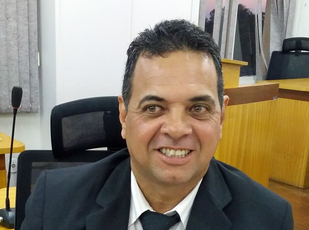 Baianinho pede proibição de tráfego pesado próximo a Centro de Educação Infantil