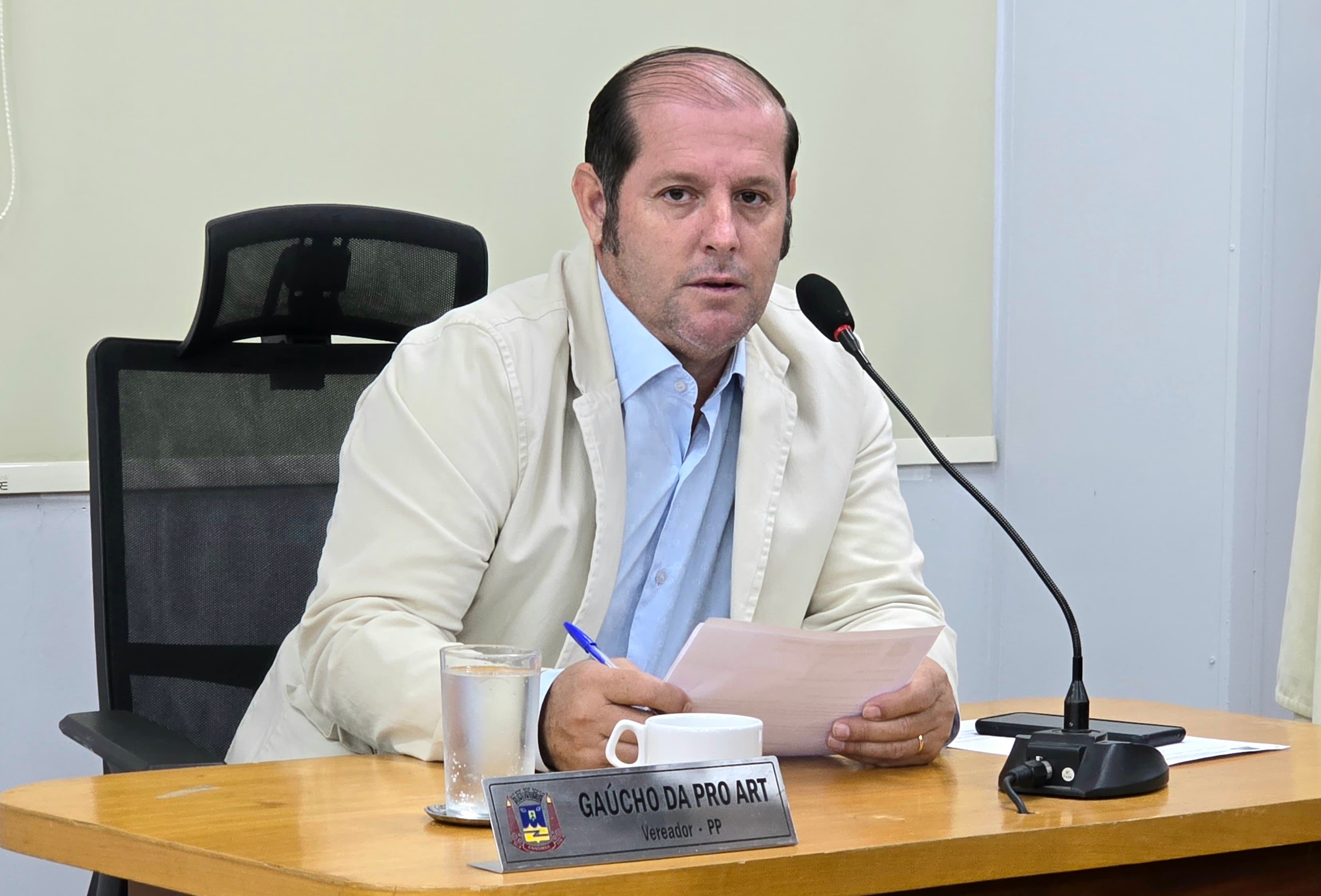 Vereador reivindica serviços de recuperação de vias urbanas na parte alta