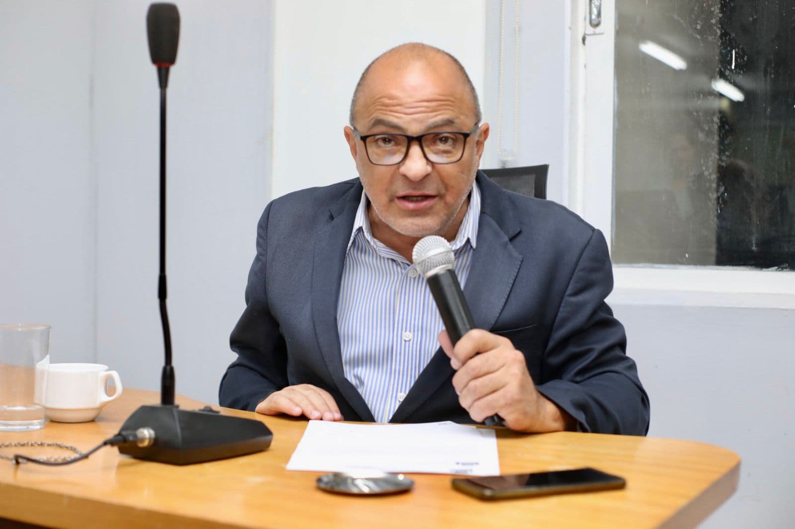Vereador pede passarelas elevadas de pedestres em frente ao PS, Maternidade e Centro Médico