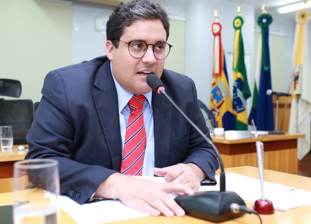 Vereador sugere que contribuinte possa pagar impostos e taxas pelo sistema PIX