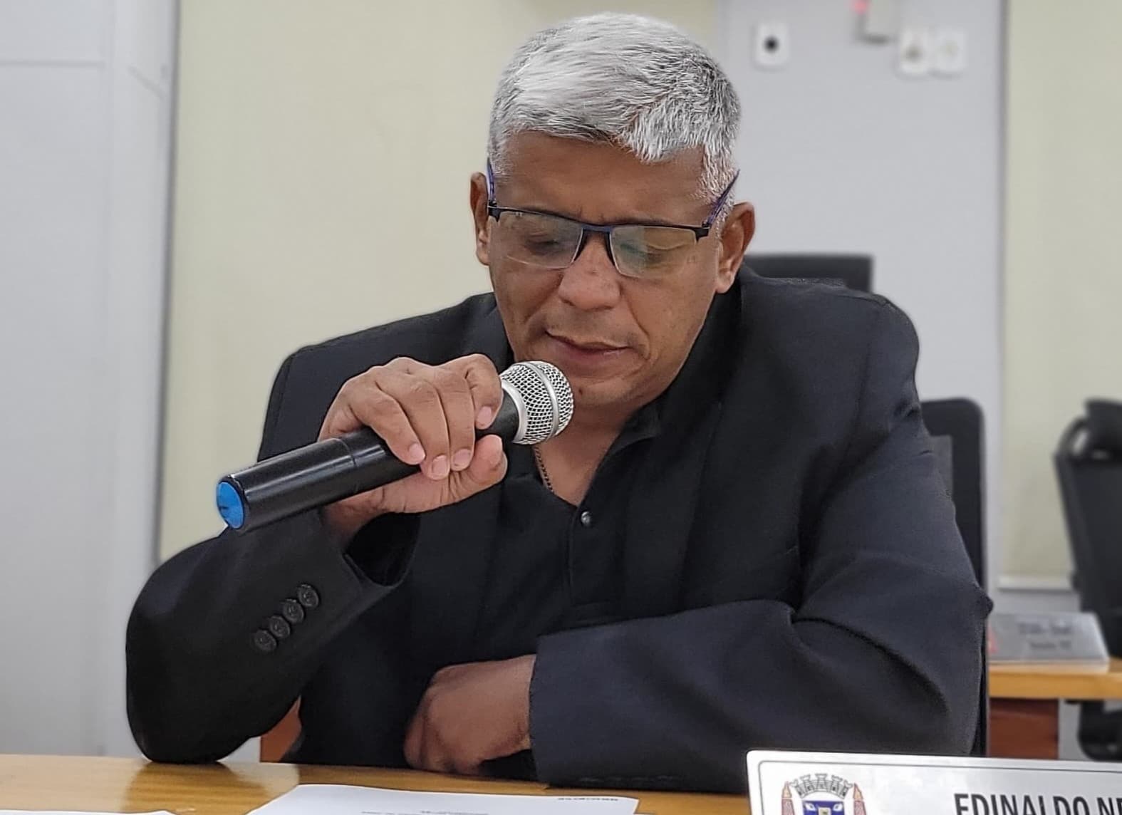Edinaldo busca informações sobre convocação de aprovados em Concurso Público