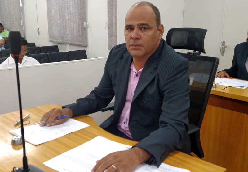 Vereador André pede construção de capela municipal em Corumbá