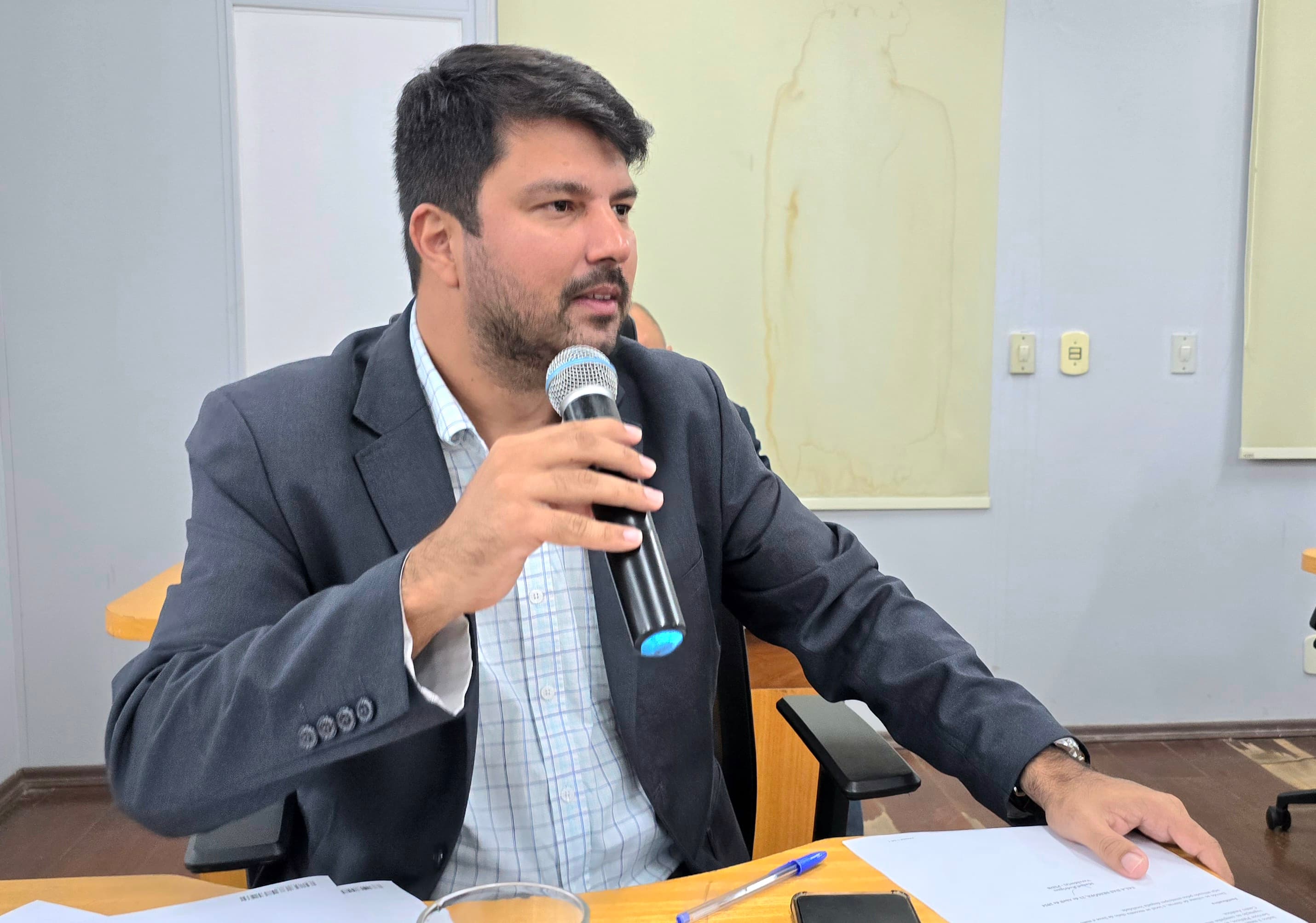 Vereador pede agilidade nas cirurgias ginecológicas para reduzir fila de espera em Corumbá