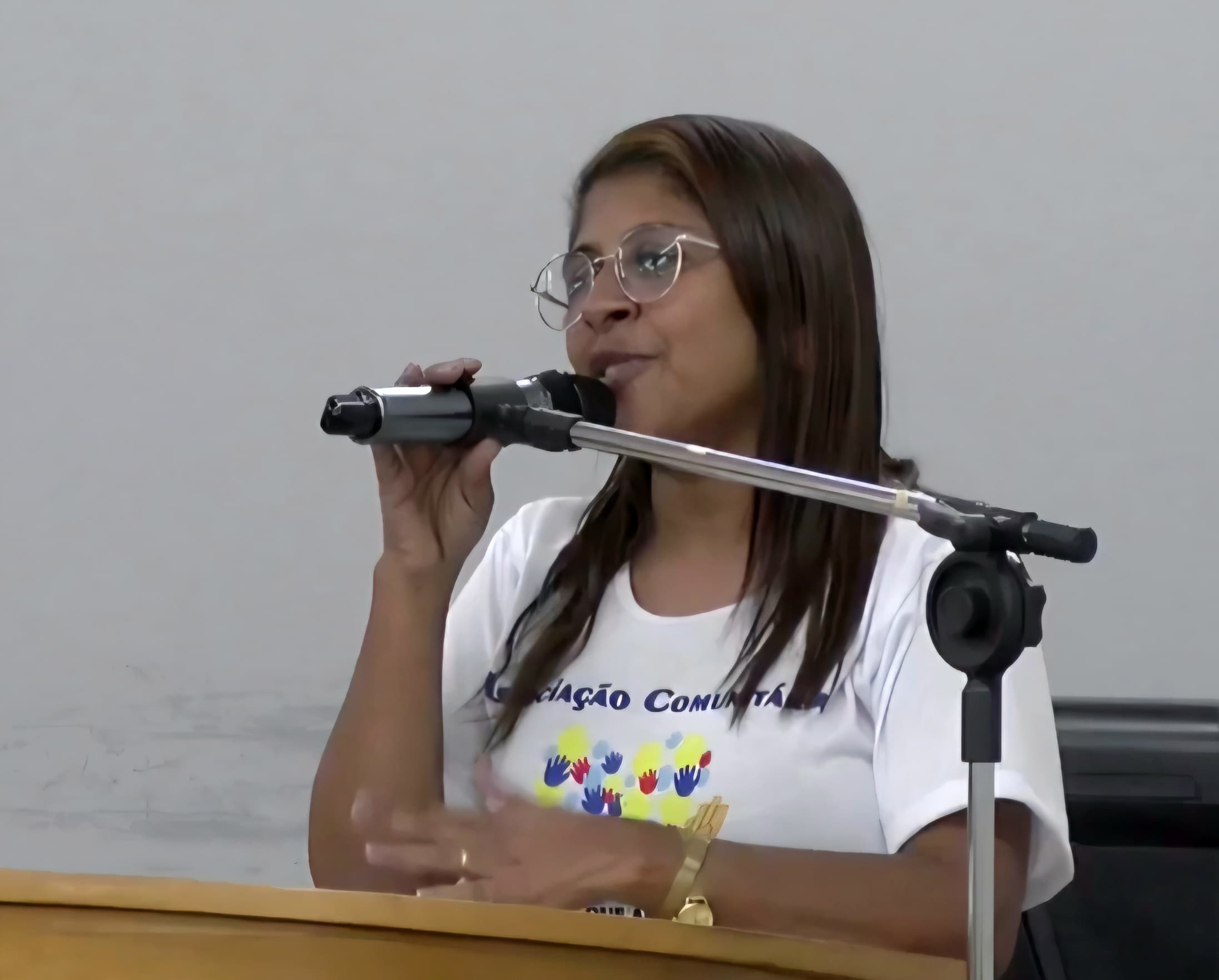 Trabalho da Associação Comunitária Mãos Que Abraçam busca dar voz a quem a dor silenciou