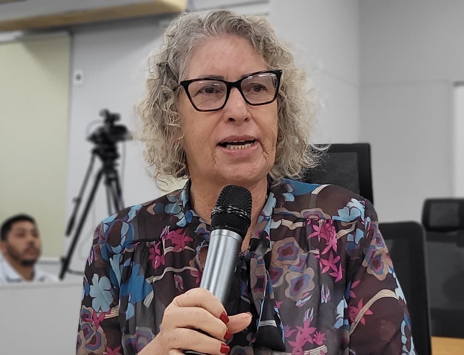 Nanah cobra recuperação de via pública com vistoria das redes de água e esgoto