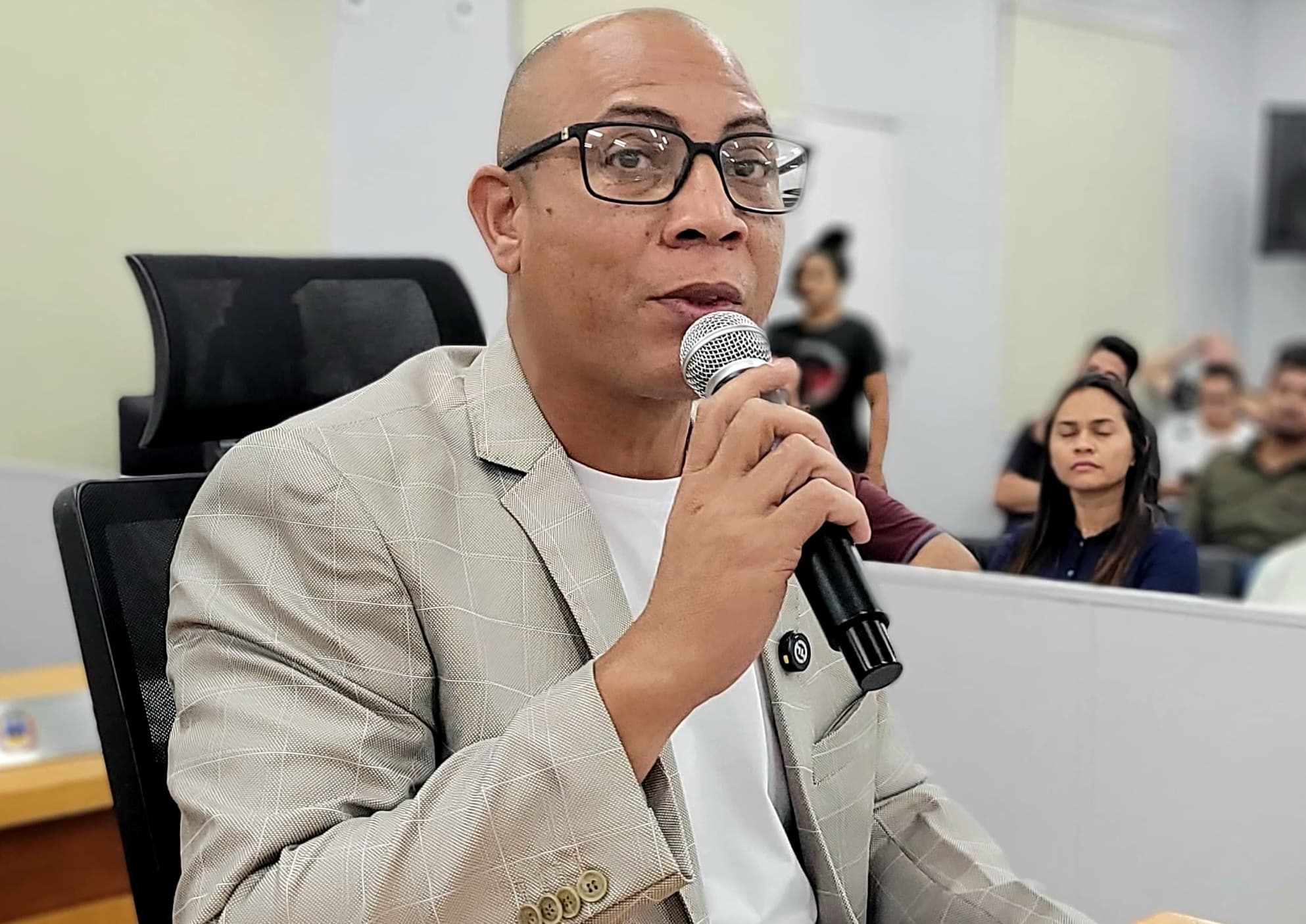 Hesley propõe criação do Programa Visão de Futuro para atender crianças da Reme