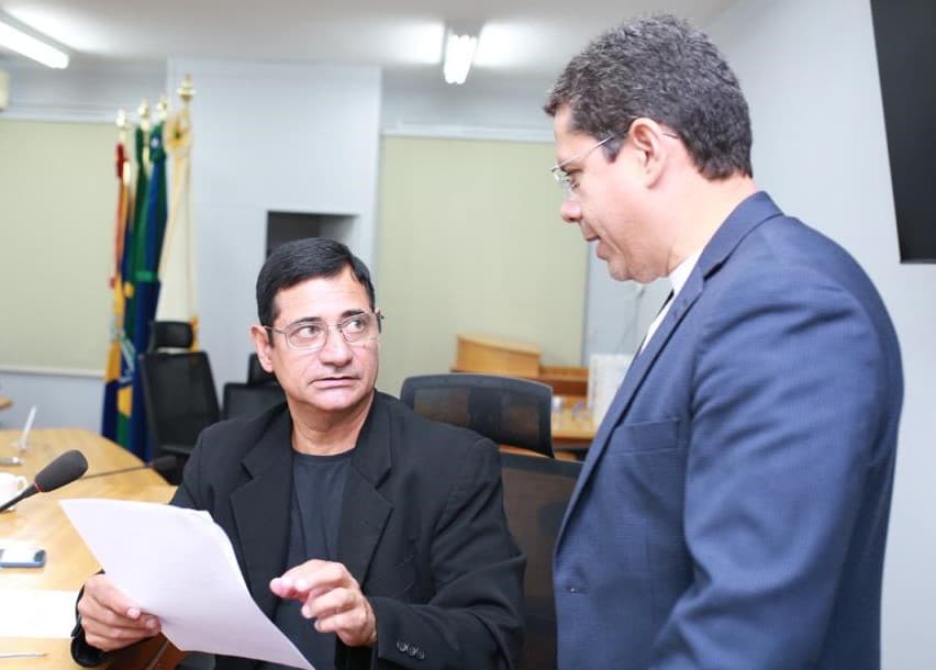 Durante sessão, vereadores oficializam pedido de criação da DEPAC em Corumbá