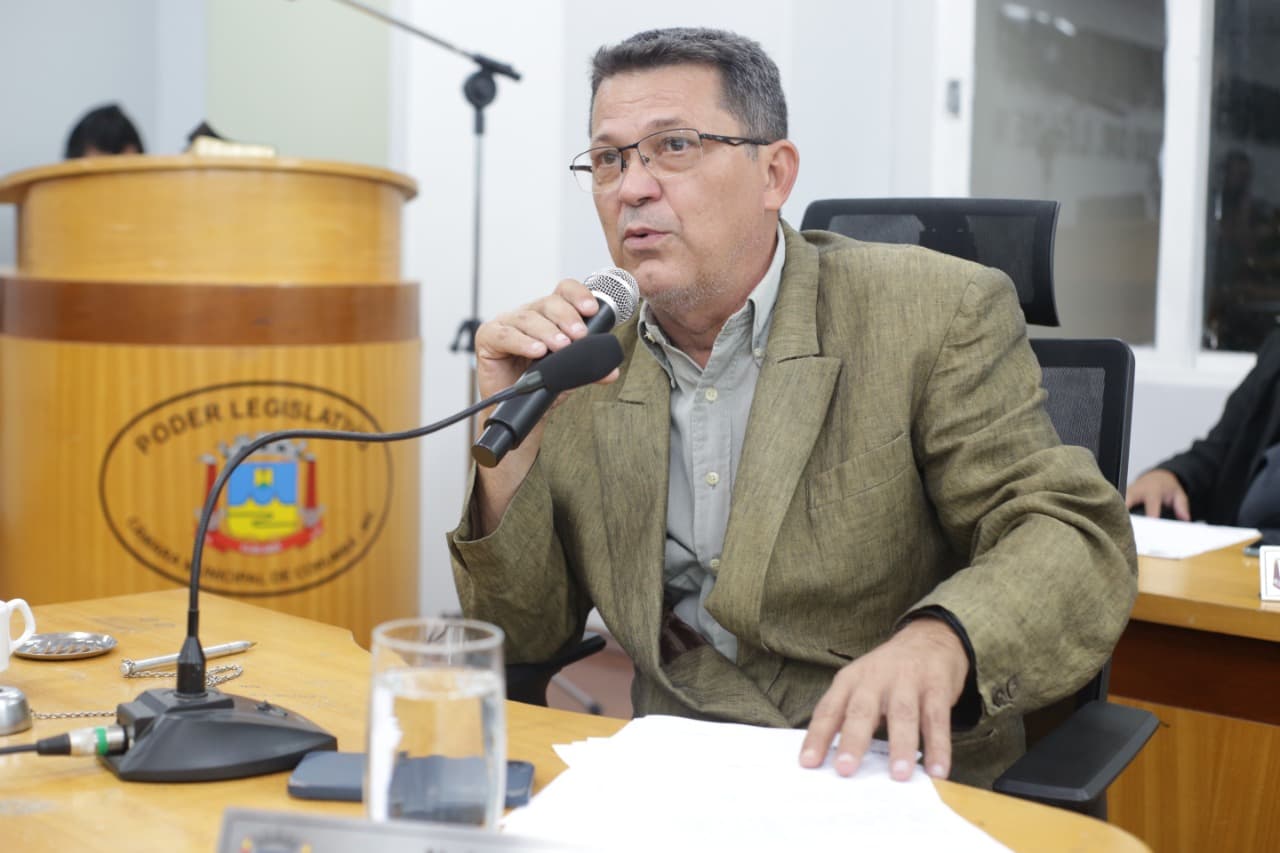 Para atender usuários, vereador pede ônibus circulando até meia noite