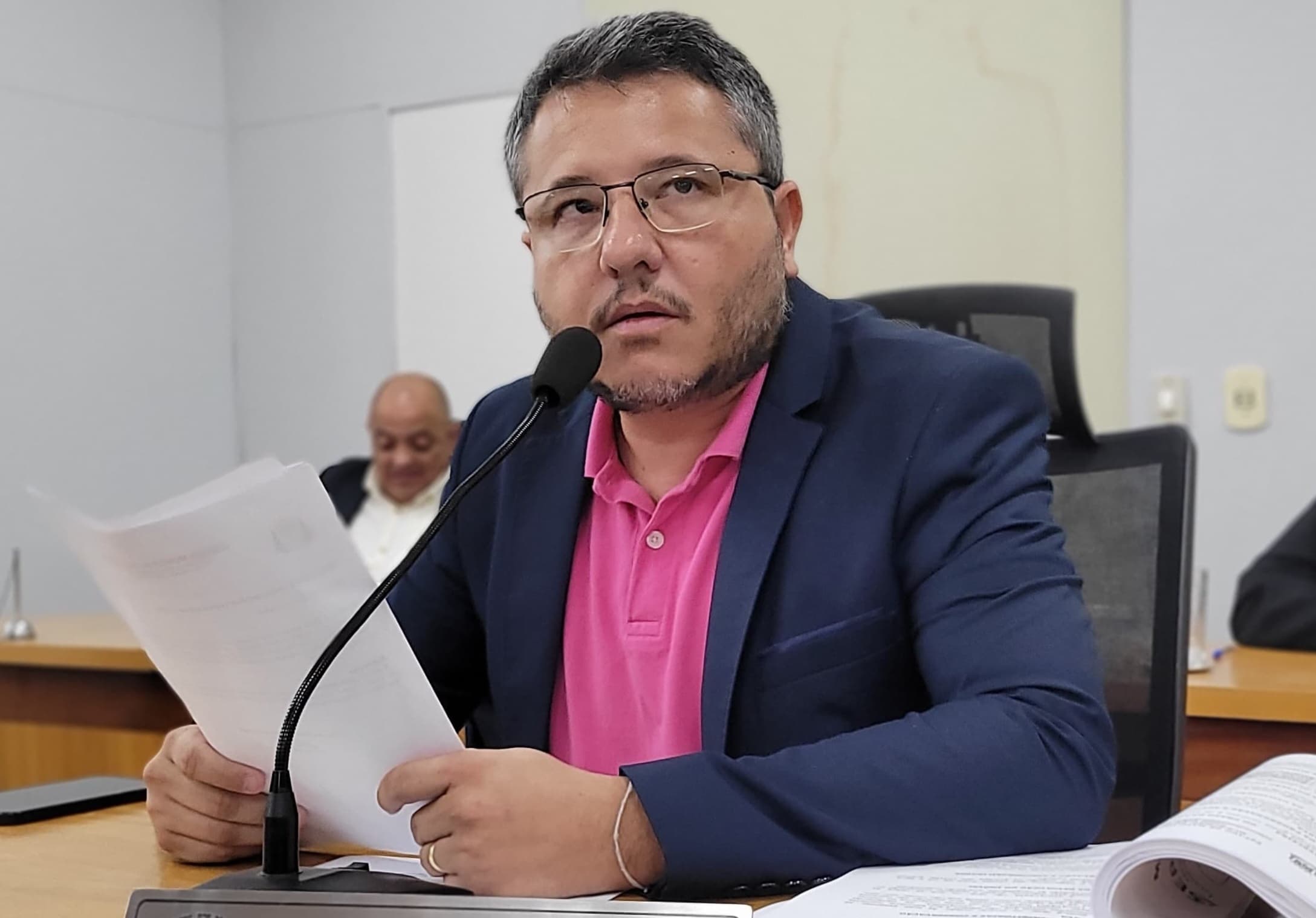 Cazarin reivindica melhorias no sistema de drenagem em região central da cidade