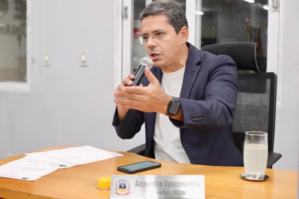 Vereador pede urgência na realização de perícia técnica para transporte gratuito