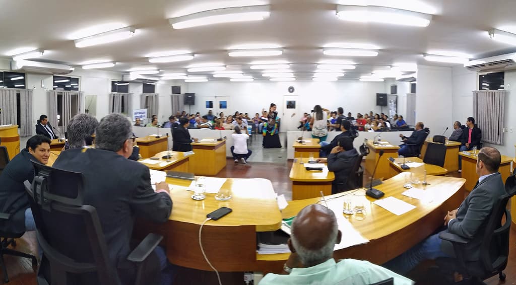 Câmara homenageia membros da ALEC pelos seus 45 anos de fundação