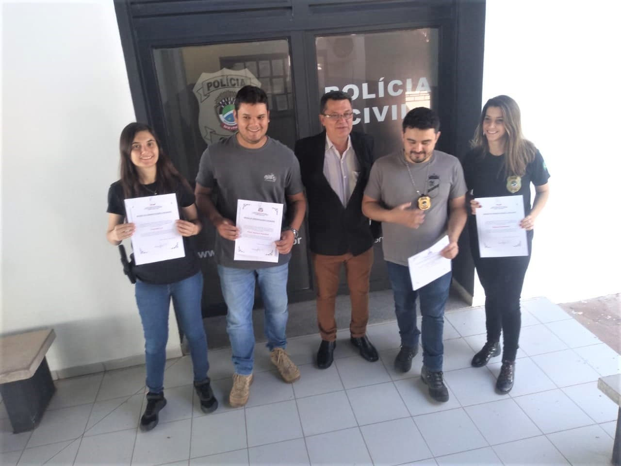 Câmara homenageia policiais civis e servidor federal por serviços prestados a Corumbá