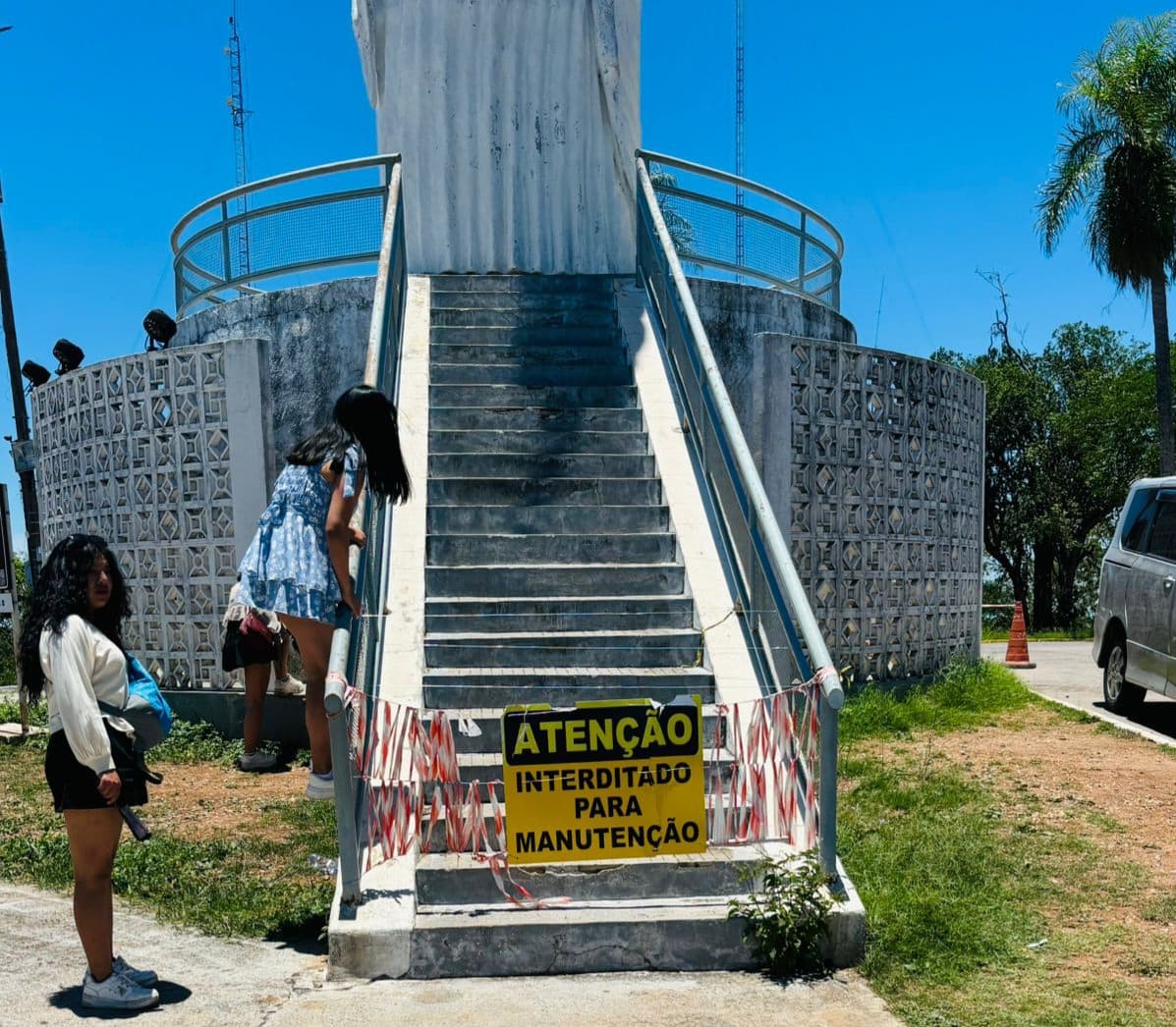 Hanna busca informações sobre interdição de escadaria que dá acesso à estátua do Cristo Rei