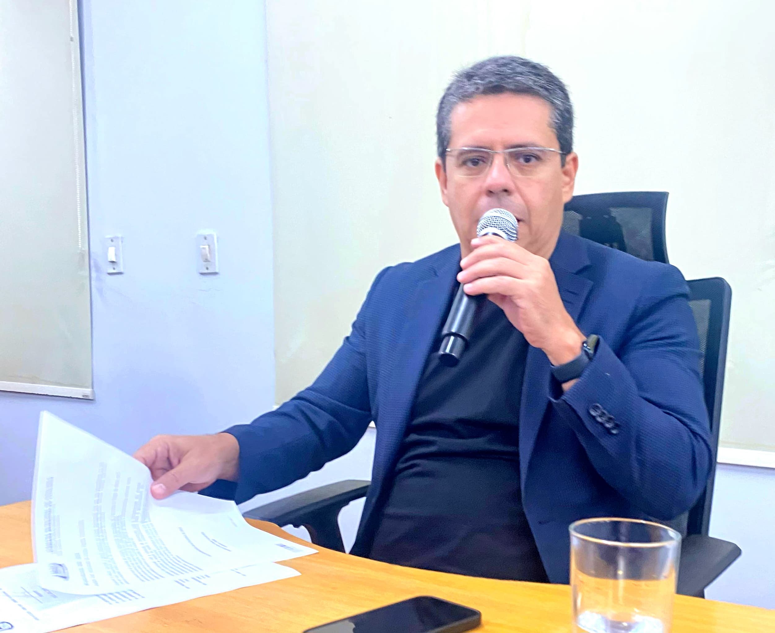 Vereador cobra explicações da Energisa sobre quedas constantes de energia na cidade