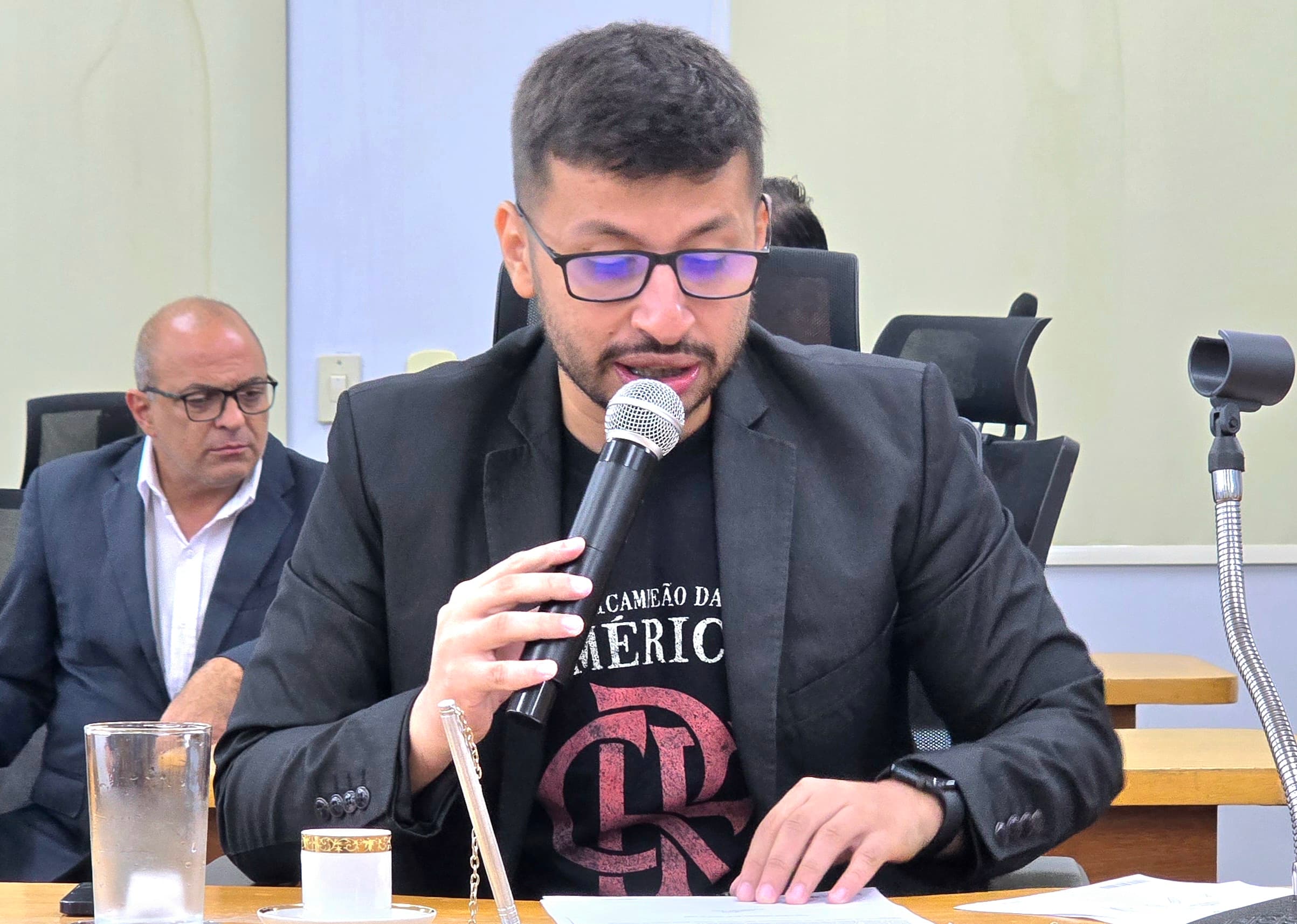 Vereador pede informações sobre a implantação da tarifa zero no transporte coletivo