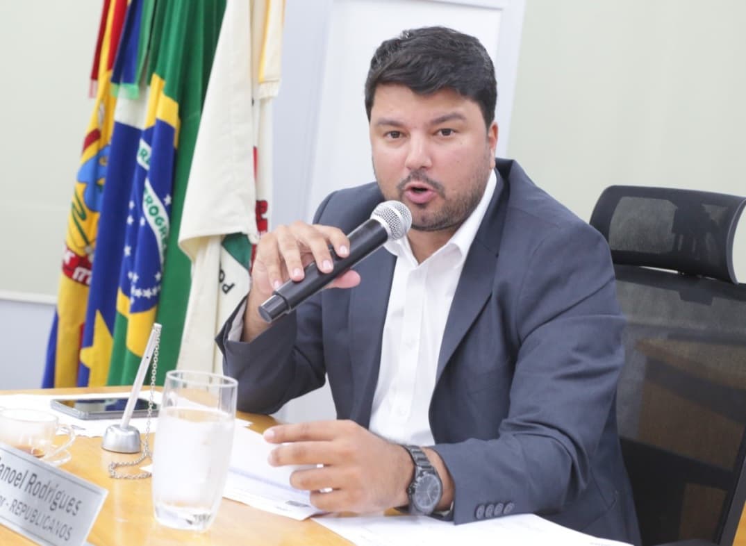 Vereador pede plantio de mudas ornamentais em canteiros e rotatórias da cidade