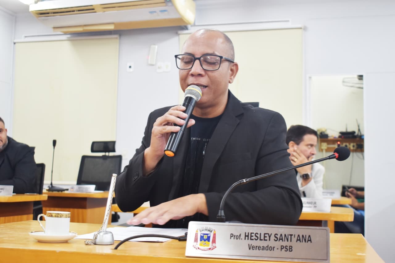 Hesley sugere parceria para desenvolvimento do Projeto Bombeiros do Amanhã na Escola