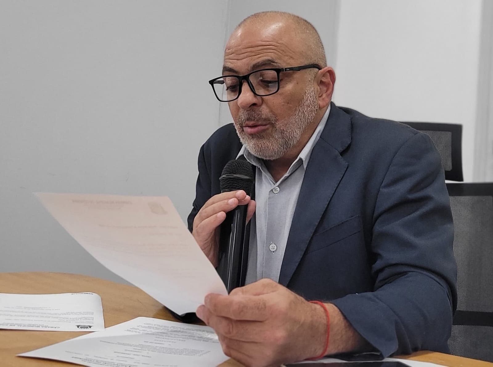 Yussef cobra alvarás sanitários e projetos de prevenção a incêndios em prédios públicos