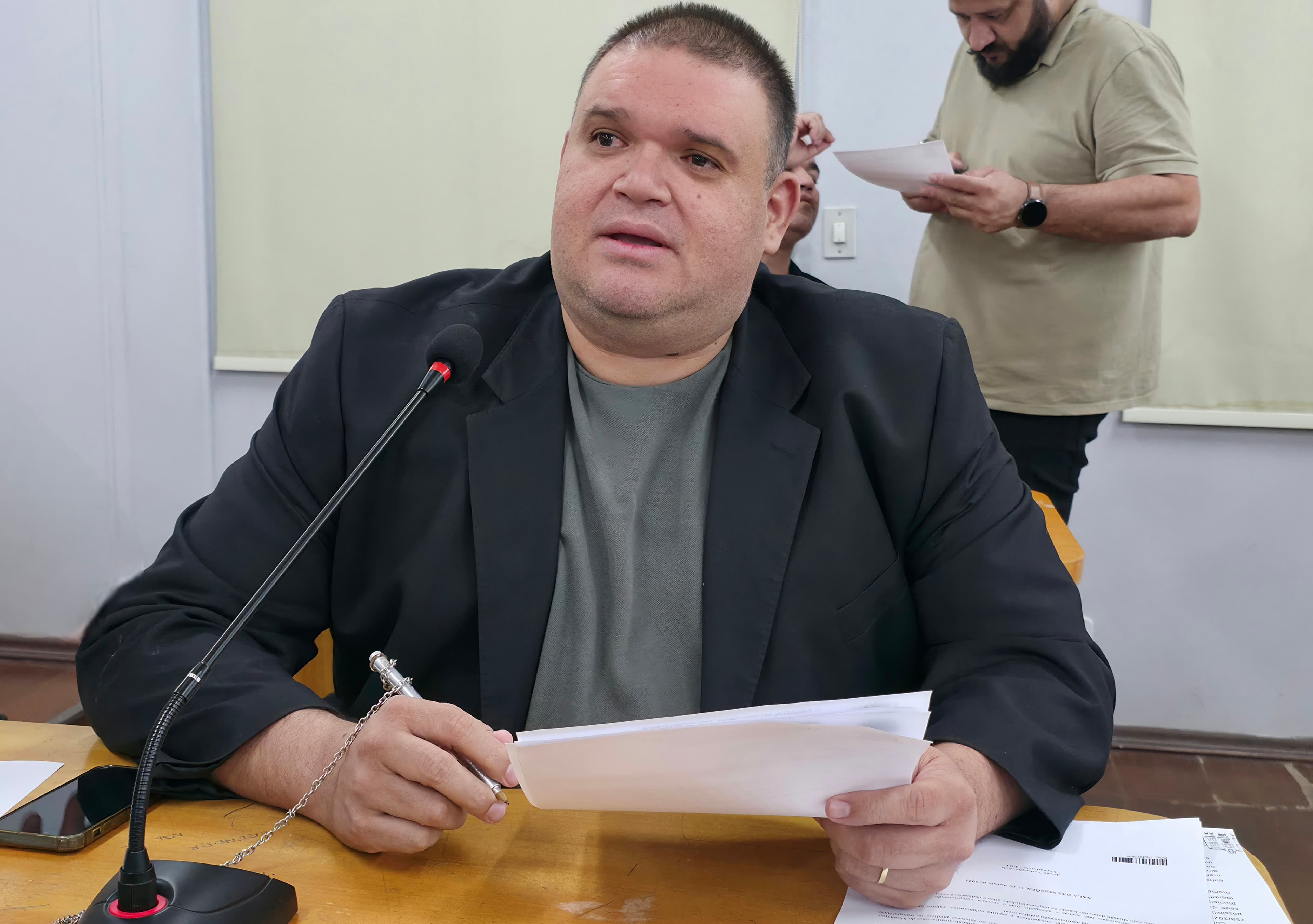 Jovan propõe lei para evitar conflitos entre alunos em escolas municipais