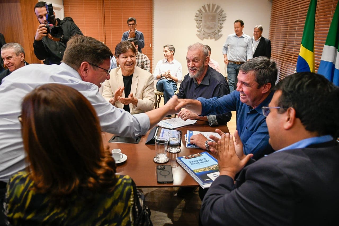 Vereadores reivindicam construção de ginásio esportivo multiuso em Corumbá