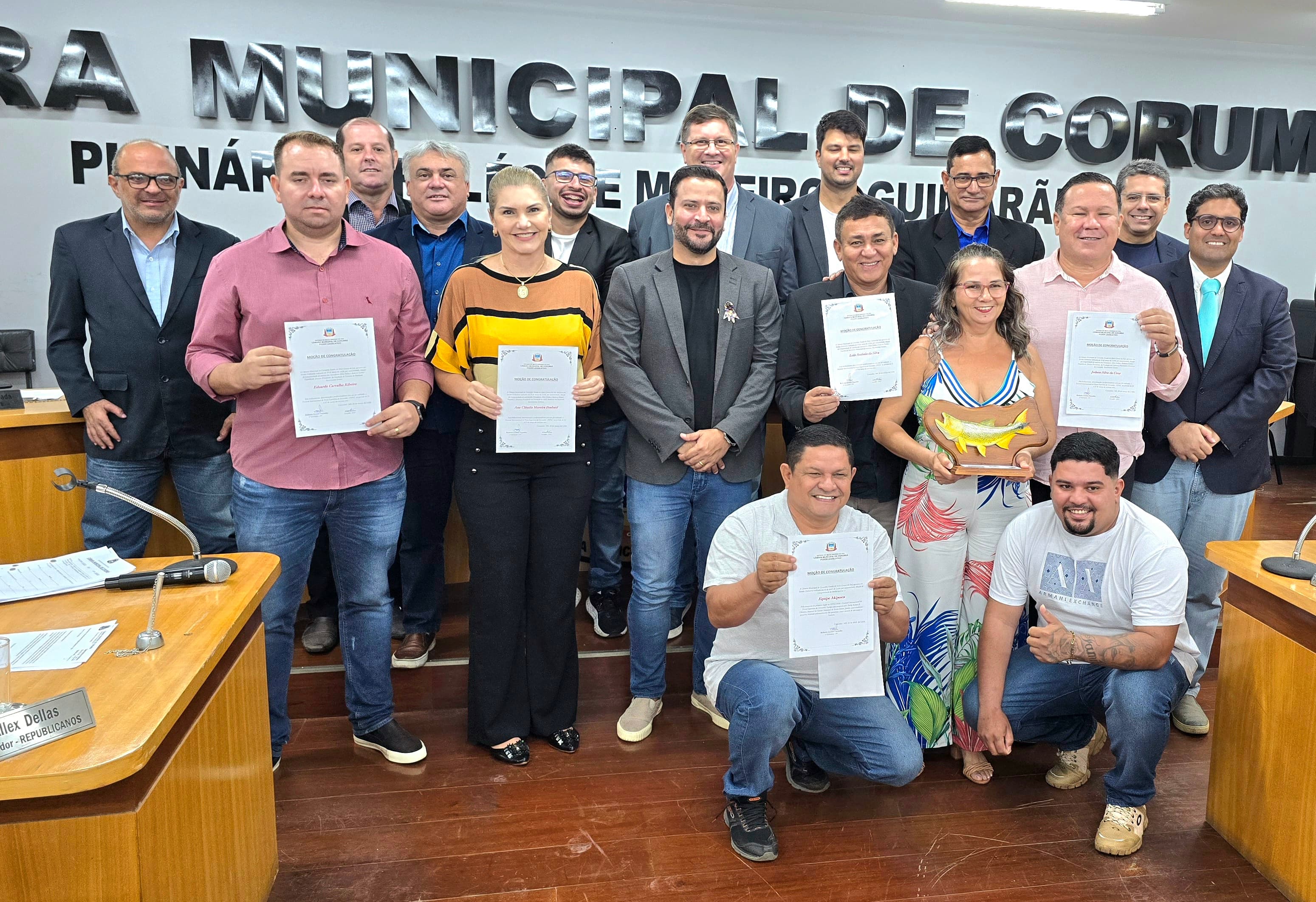 Câmara homenageia personalidades pelo sucesso do Festival Internacional de Pesca