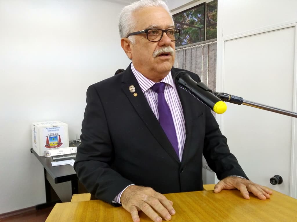 Vereador solicita pavimentação de acesso a morro pela Rua Major Gama
