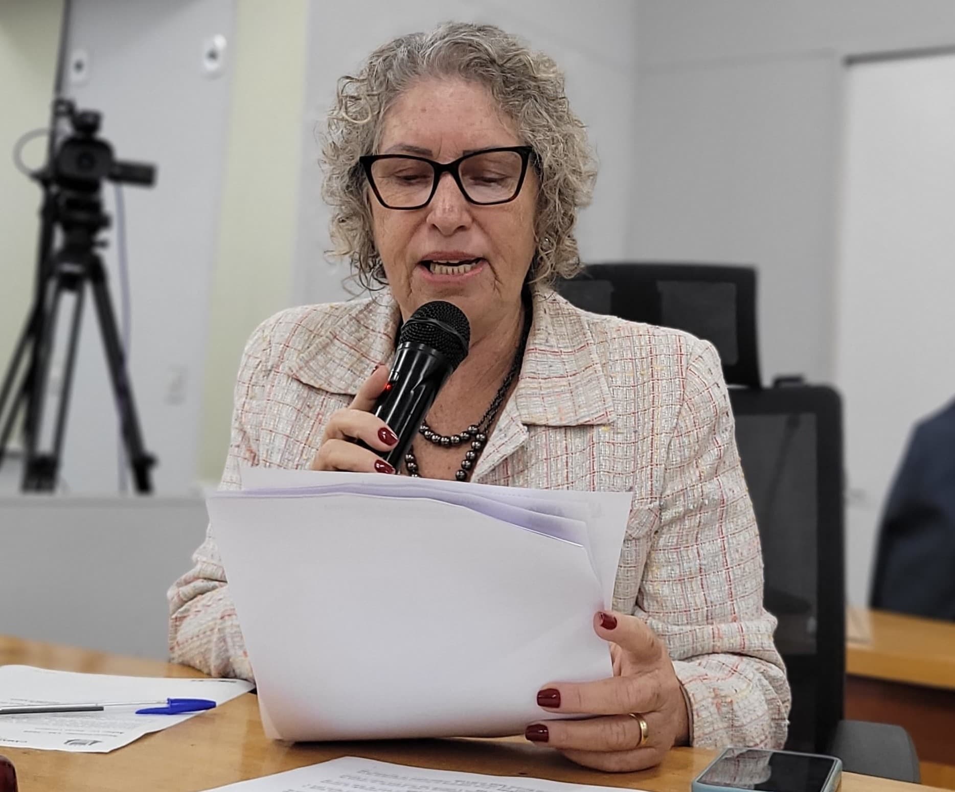 Nanah propõe sistema de monitoramento por câmeras de segurança nas unidades de saúde