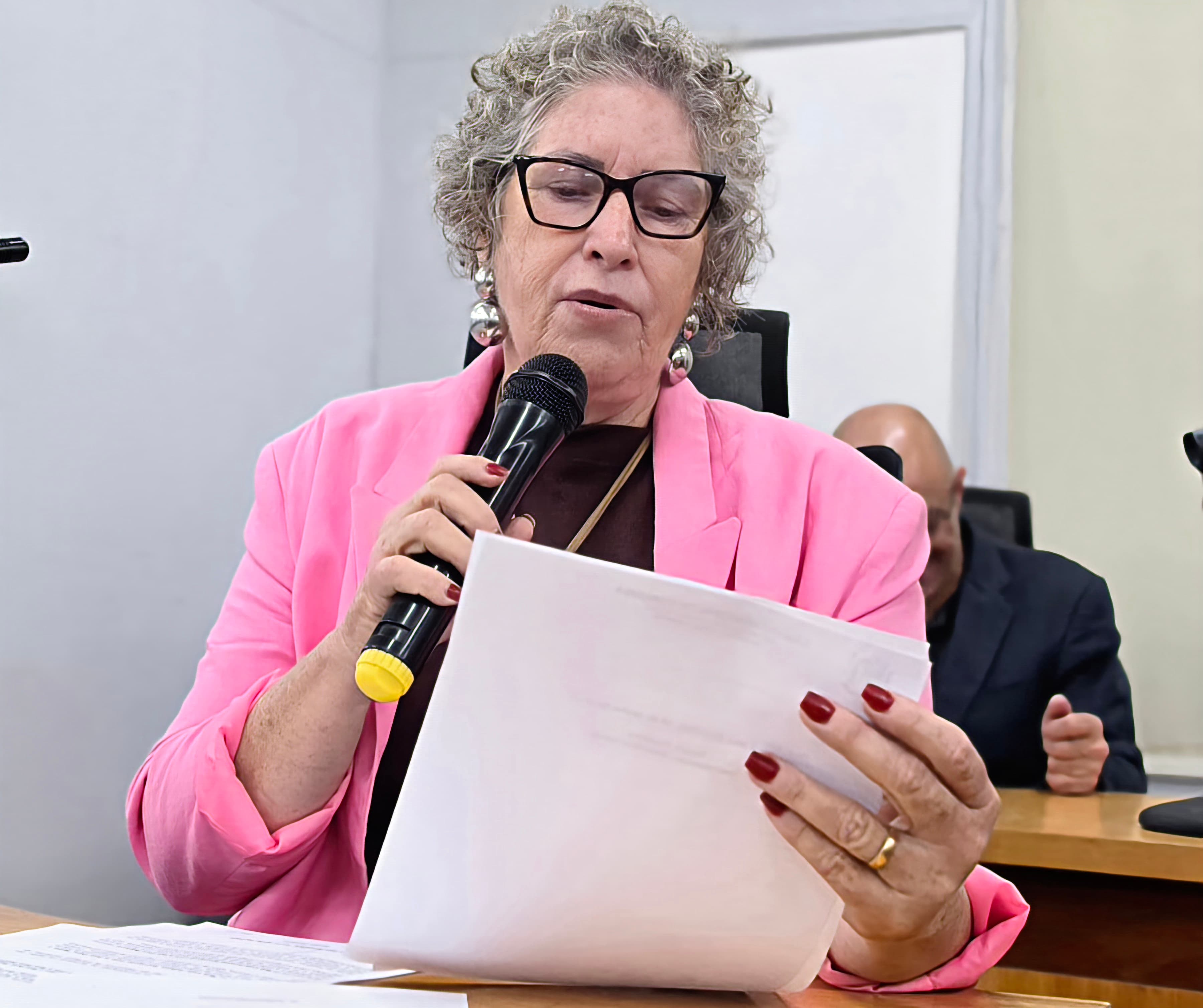 Nanah cobra fiscalização em relação ao tempo de espera nos atendimentos bancários