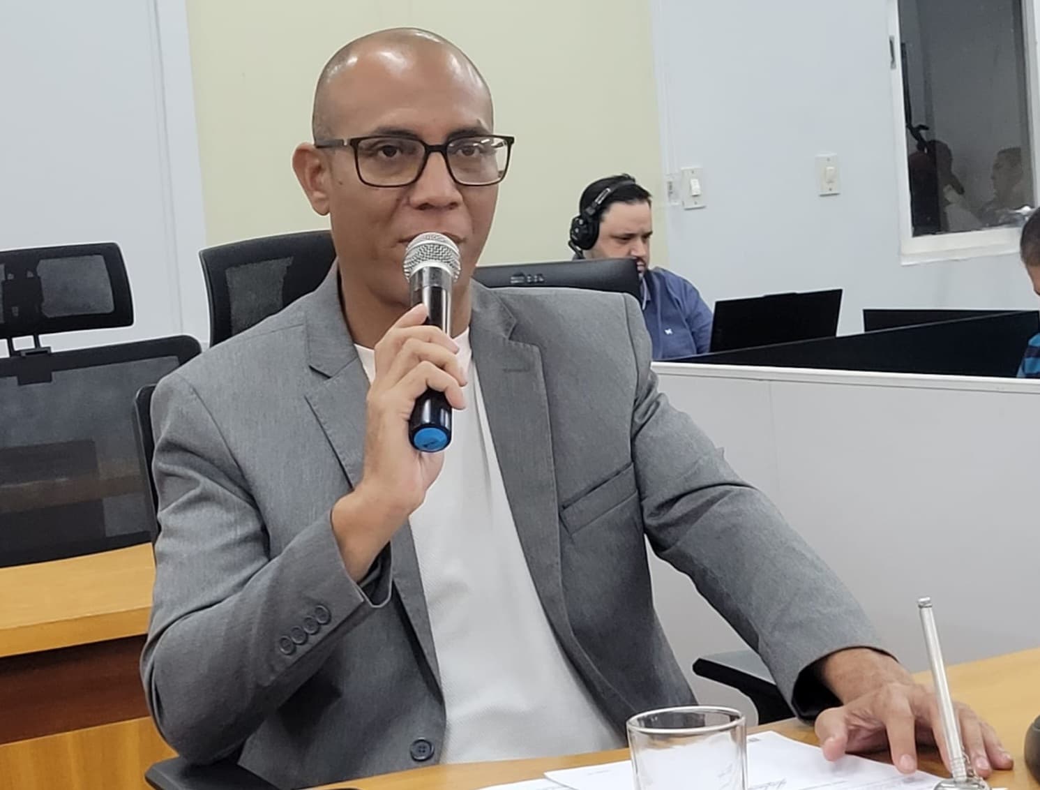 Projeto de Lei de Hesley cria Programa Jovem Aprendiz em Corumbá