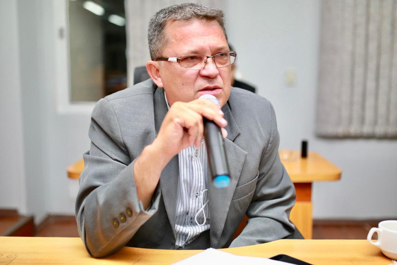 Vereador reivindica escola e creche para atender a comunidade do Ernesto Sassida