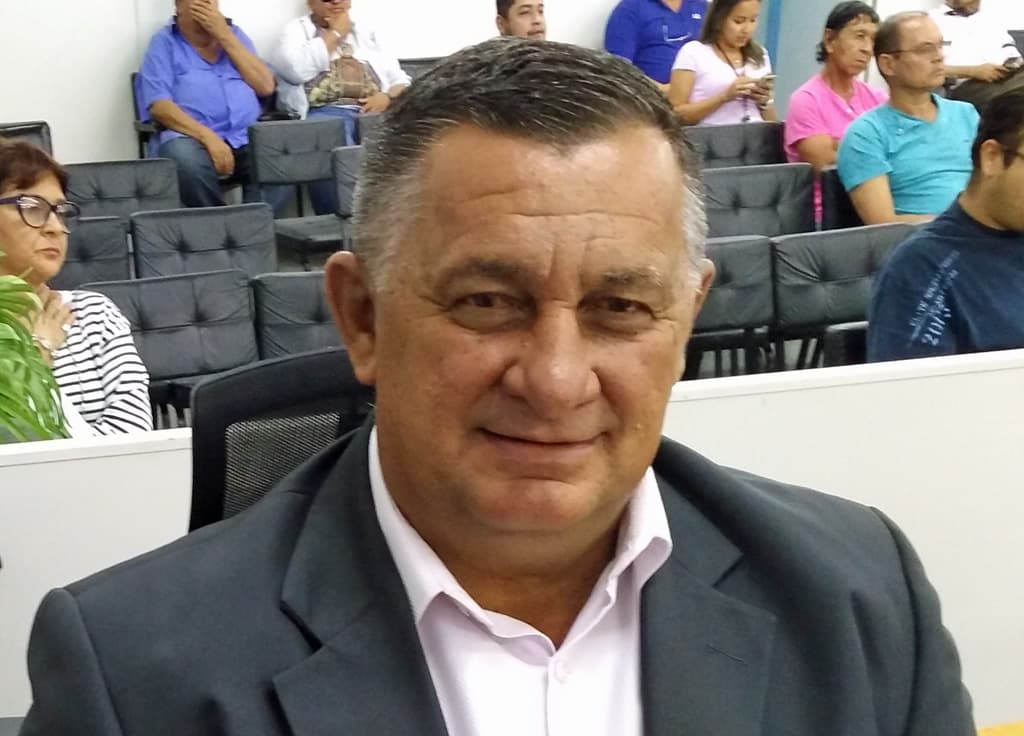 Bertini pede ao Executivo, construção de praça no Bairro Centro América