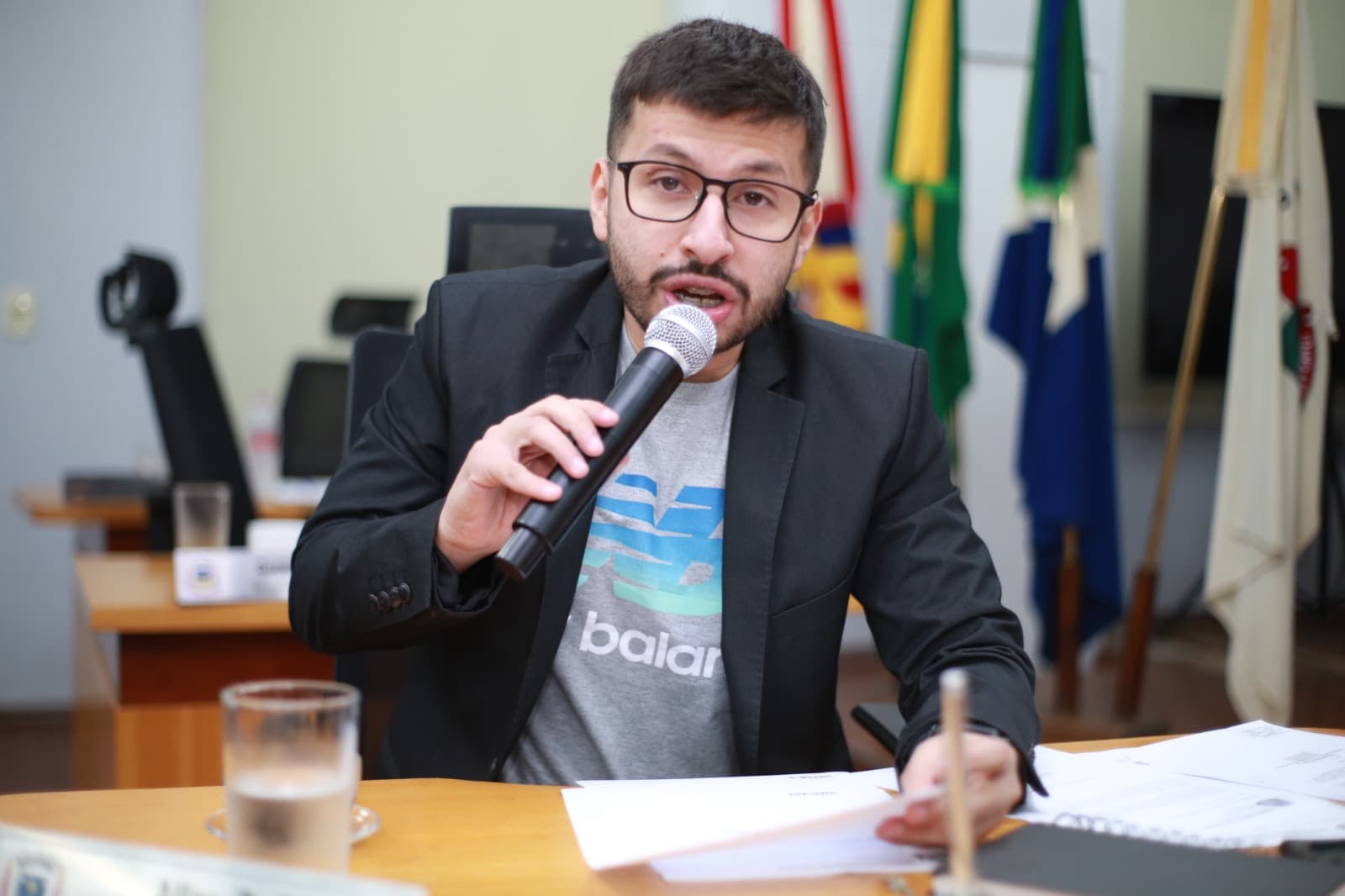 Instalação de Delegacia Eletrônica de Proteção Animal é solicitada na Câmara