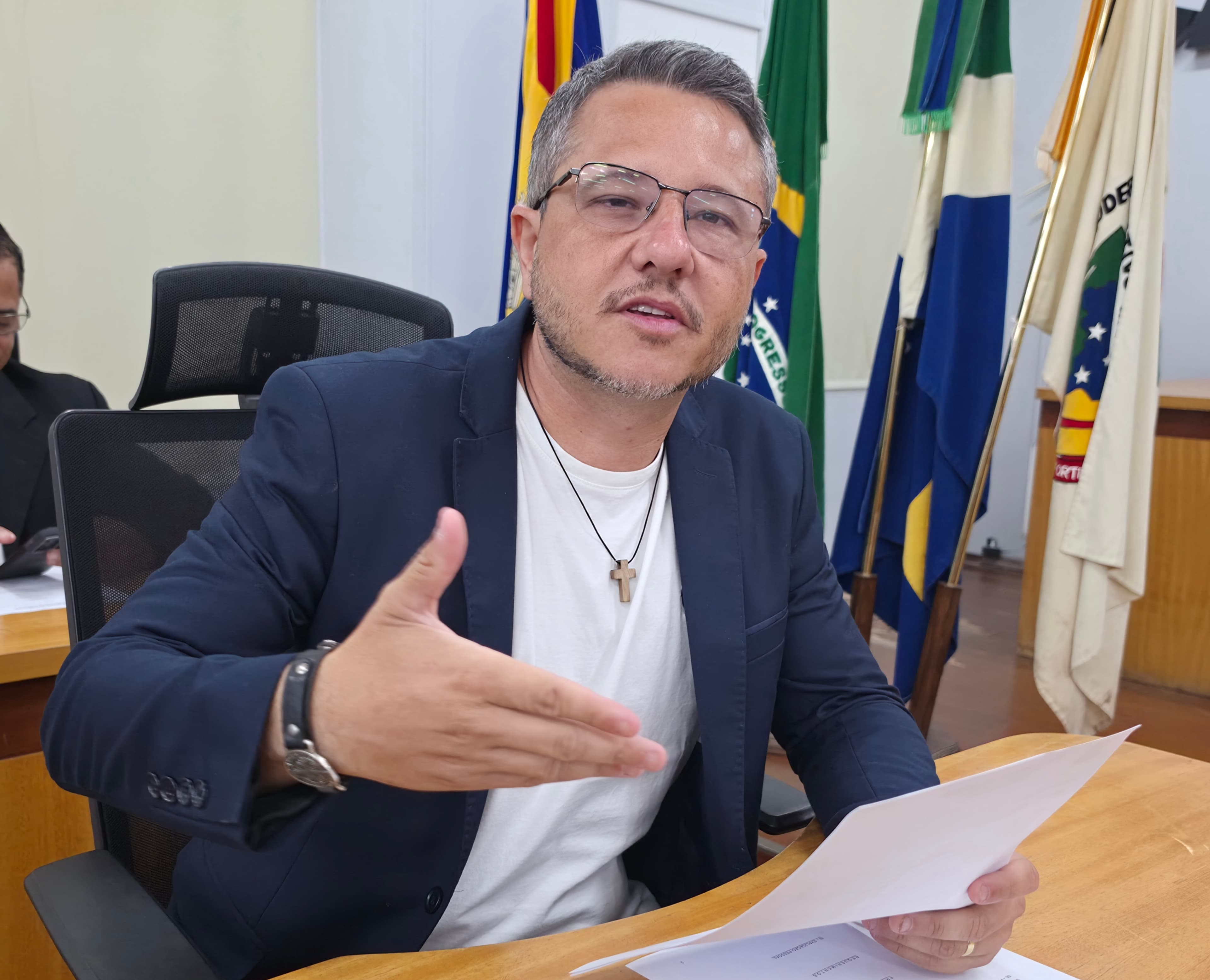 Matheus pede ações necessárias para evitar problema em rede de energia na cidade