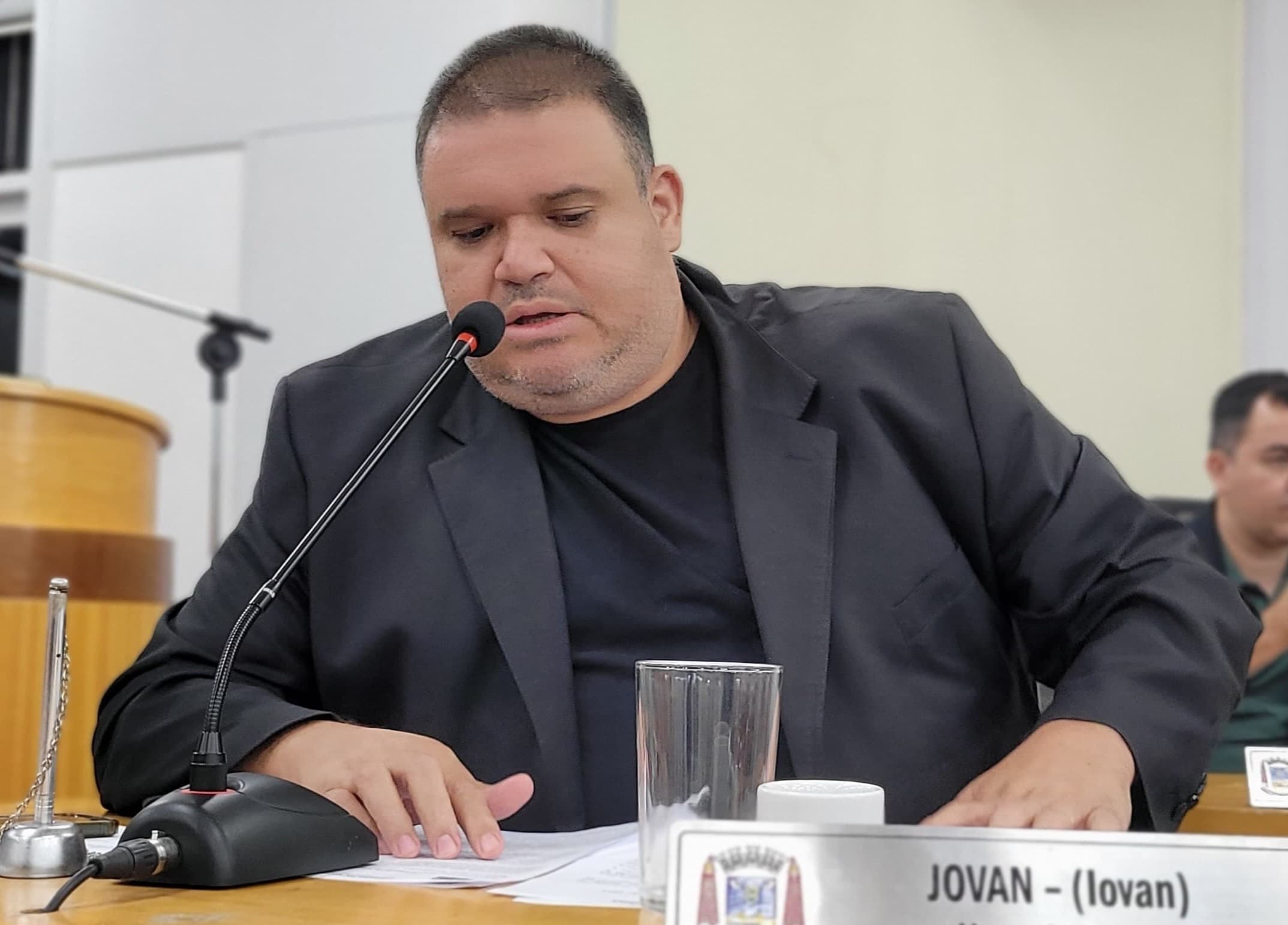 Jovan propõe criação do Programa Municipal de Incentivo à Busca Ativa Escolar