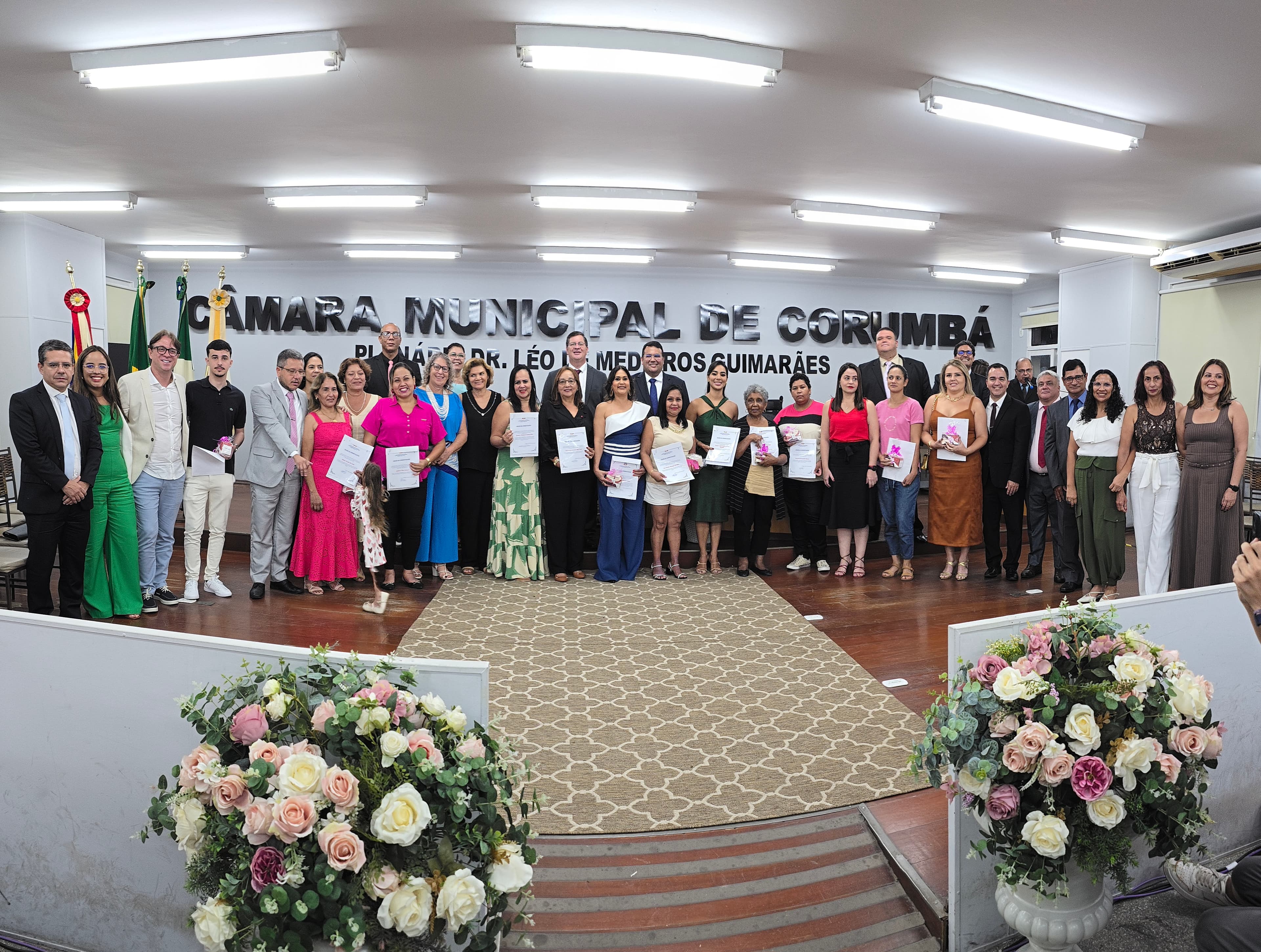 Câmara encerra mês de março com homenagem à Mulher Pantaneira