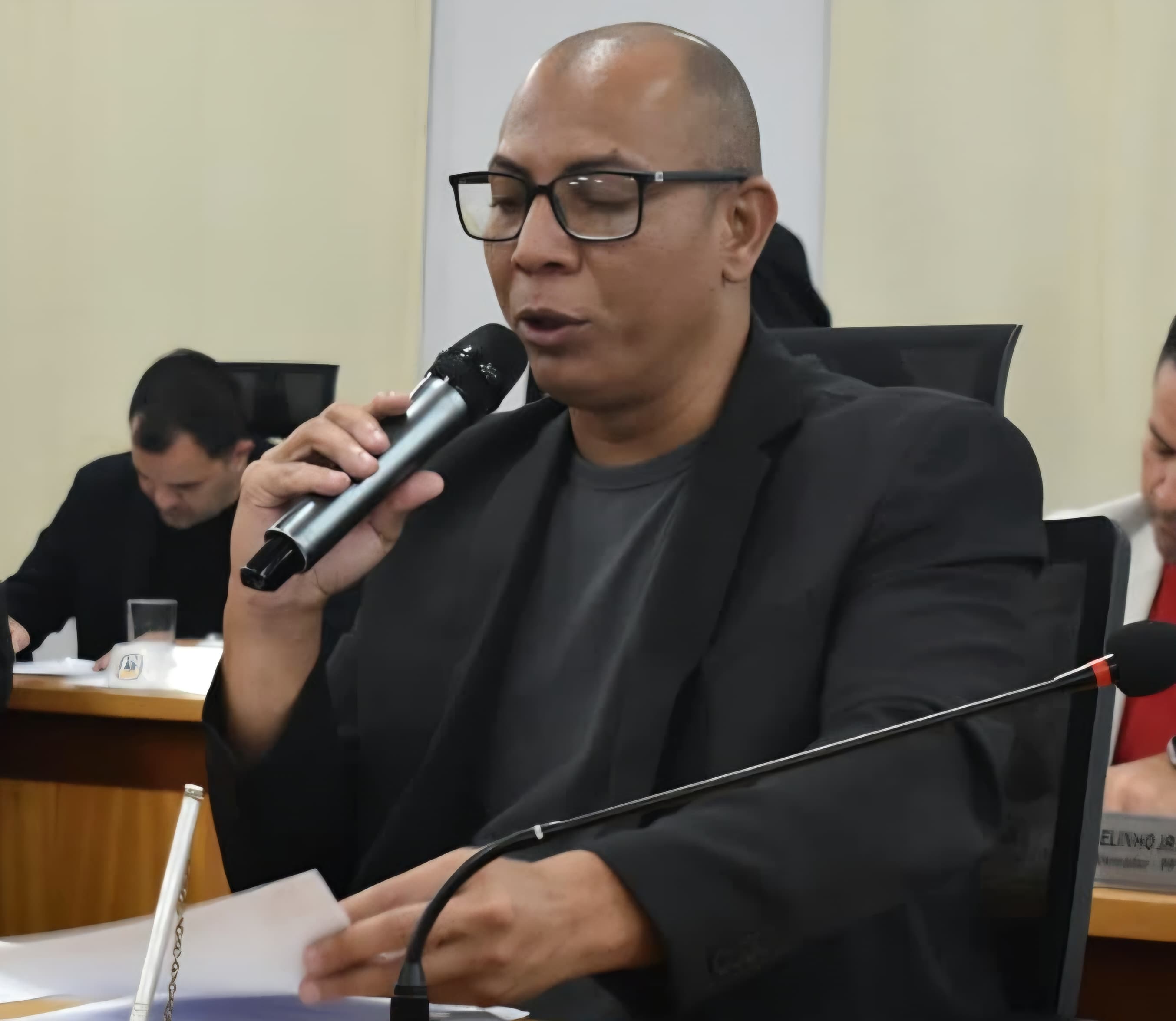 Projeto de Lei de Hesley cria Prêmio Professor por Excelência em Corumbá