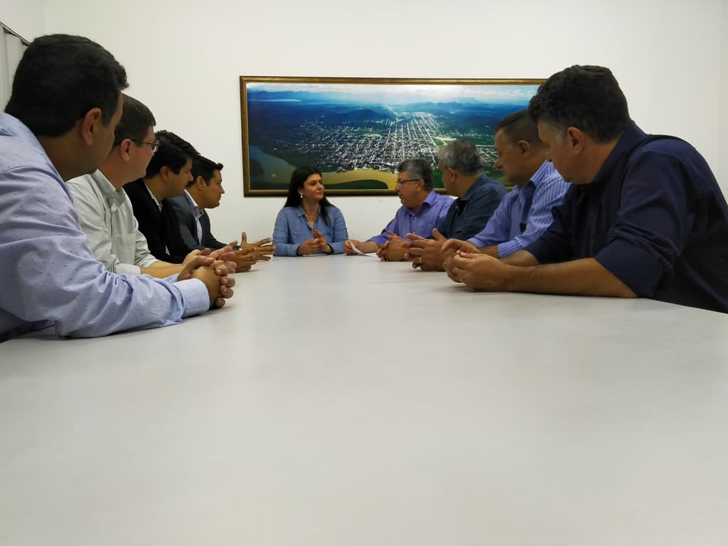 Em encontro com vereadores, Rose diz que é preciso priorizar Corumbá