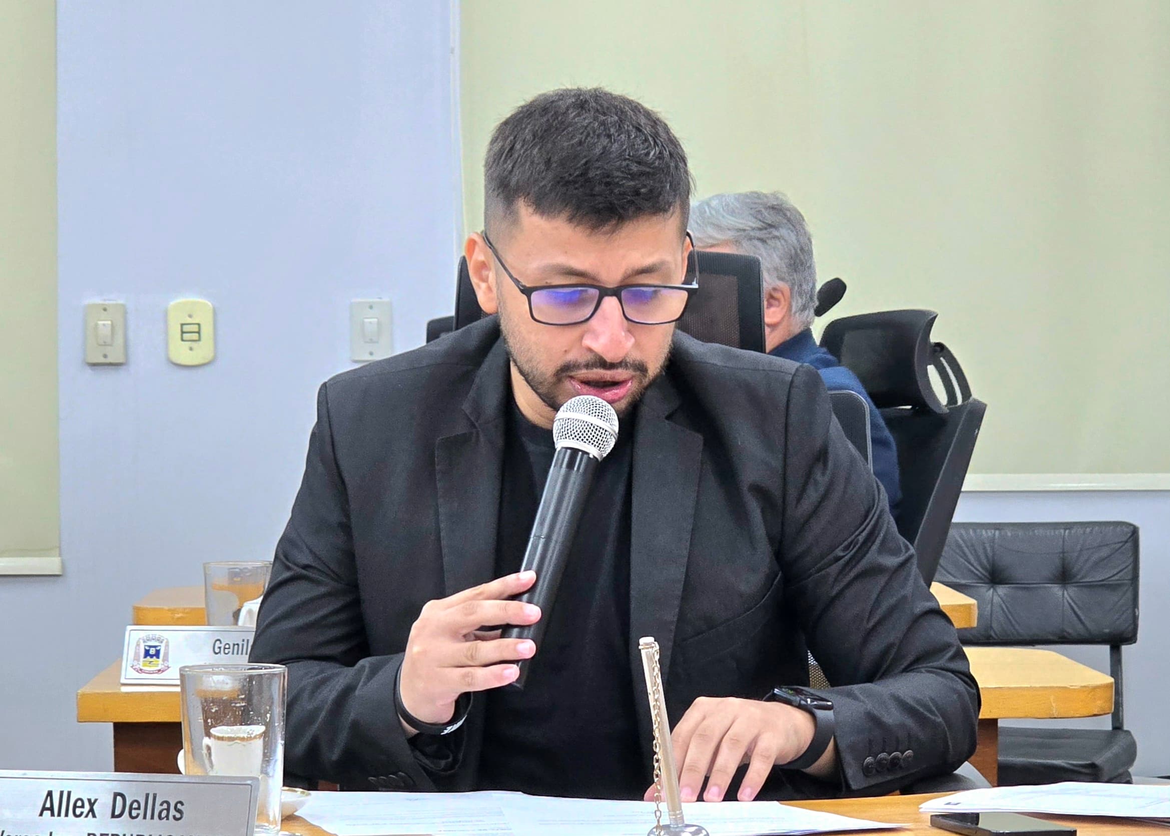 Vereador apresenta Projeto de Lei que cria o Dia Municipal de Adoção Animal