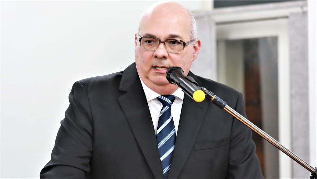 Vereador pede melhoria do sistema de iluminação pública no calçadão do aeroporto