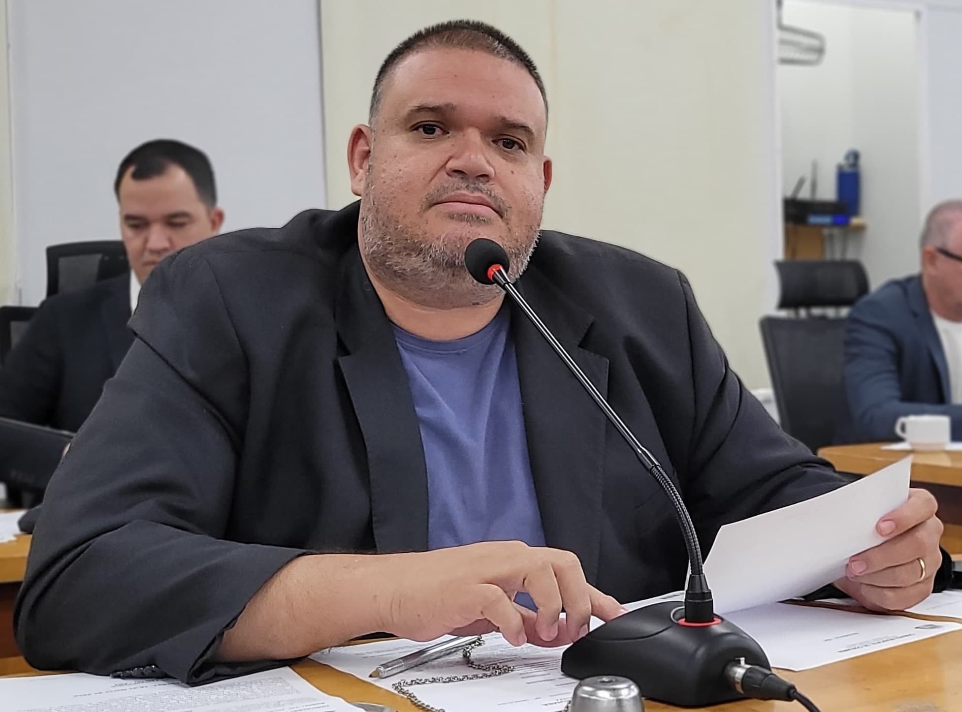 Na Câmara, Jovan reforça necessidade de banheiros públicos nas praças de Corumbá