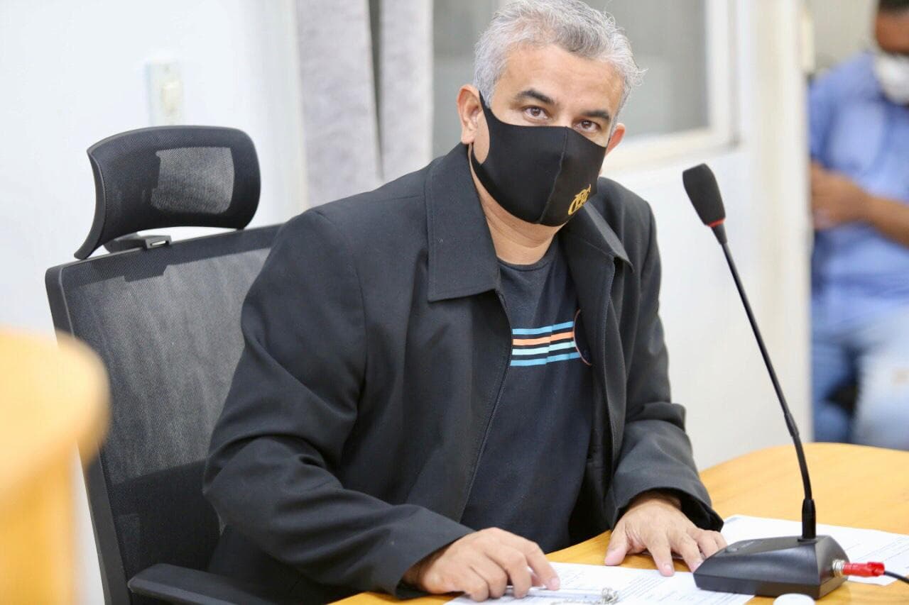 Vereador pede informações sobre Lei que instituiu Plano de Carreira do Magistério