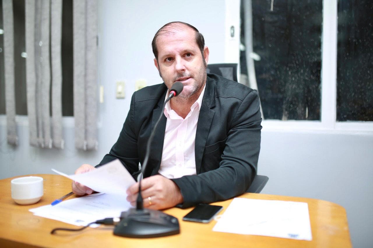 Vereador pede limpeza no Guatós para eliminar focos de doenças
