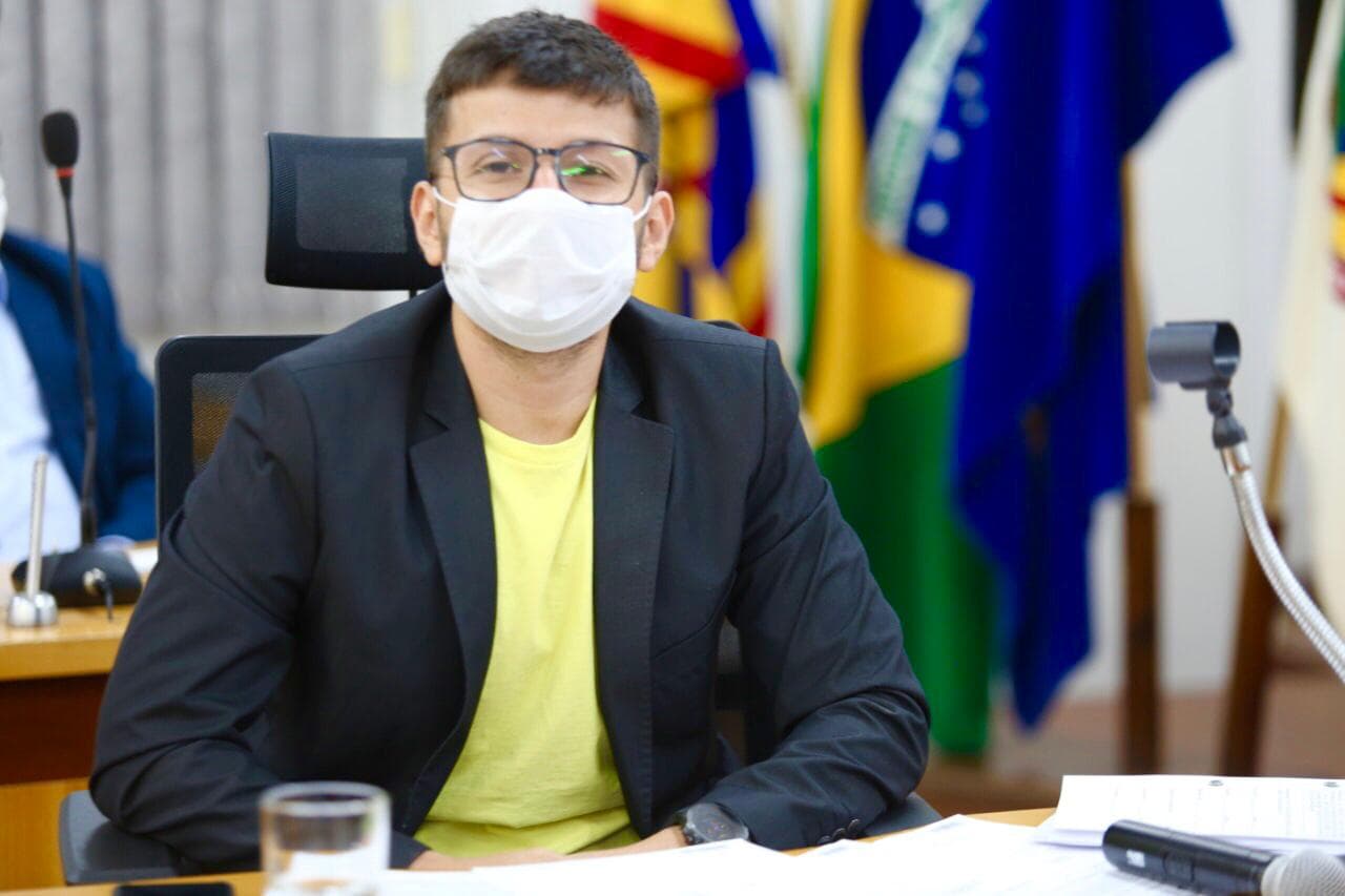 Vereador pede reforço da fiscalização na prainha do Porto Geral de Corumbá
