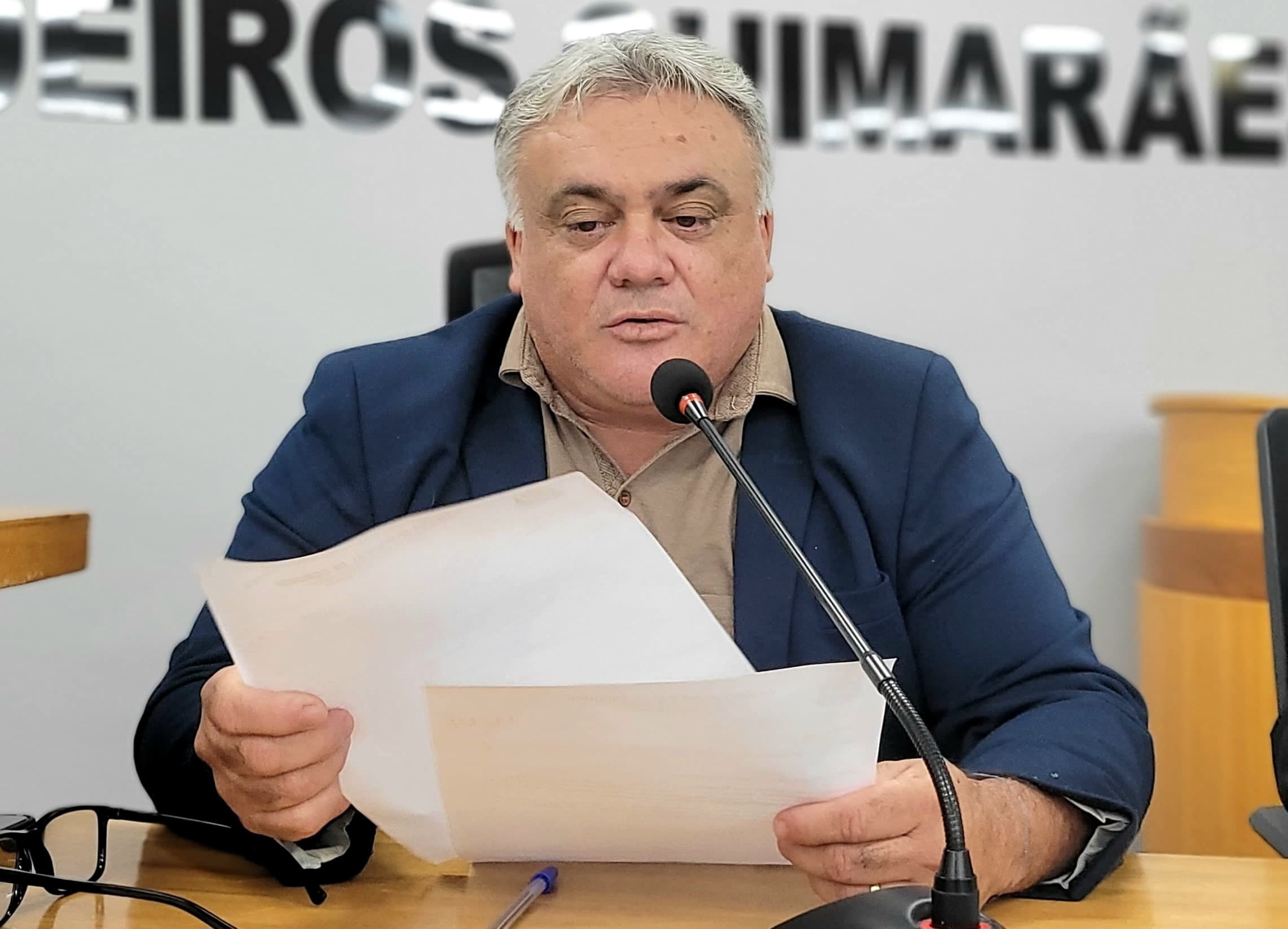 Genilson pede reforma da extensão da Escola Carlos Cárcano, no Mato Grande