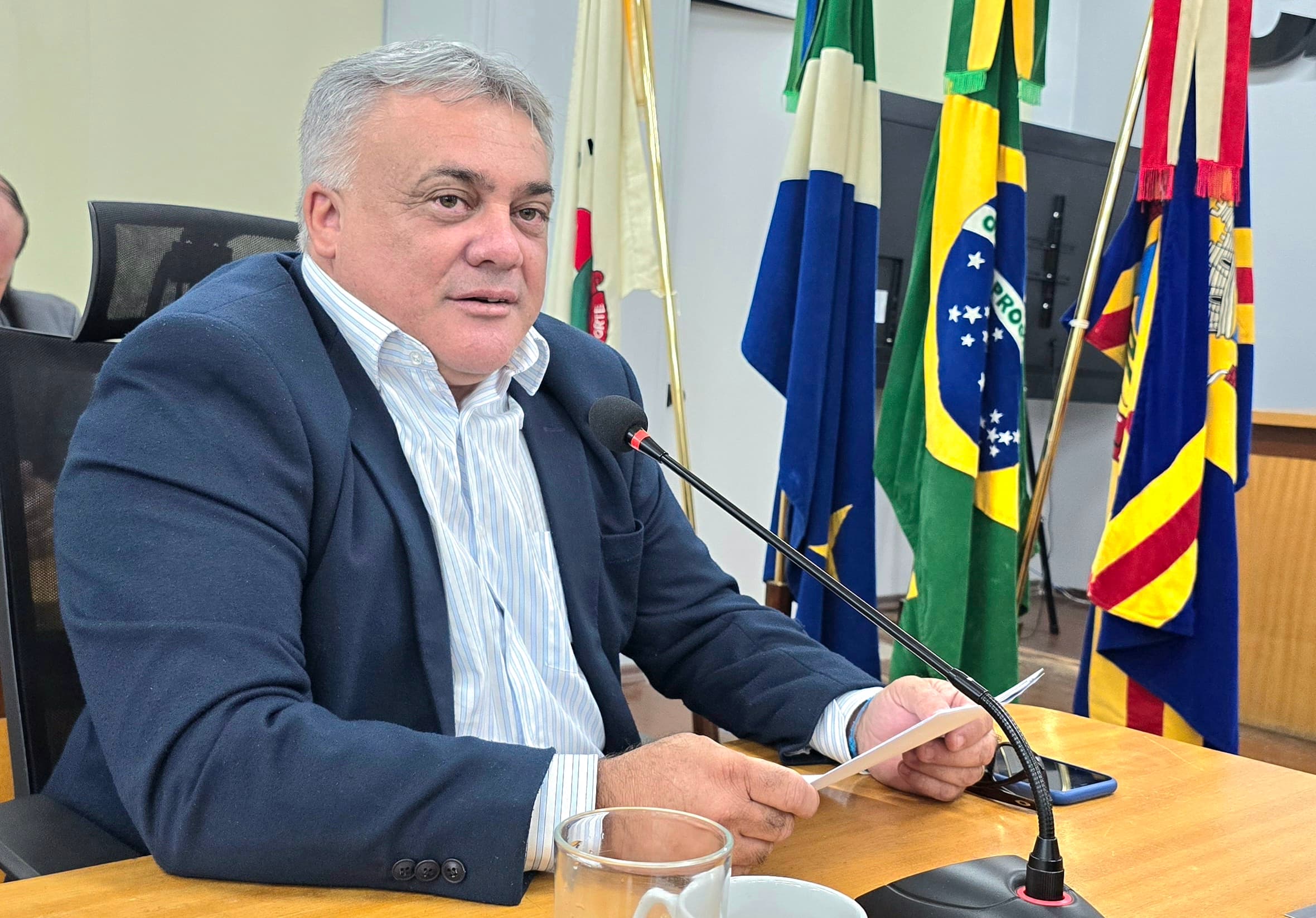 Genilson pede melhorias para atender a comunidade do Distrito de Albuquerque